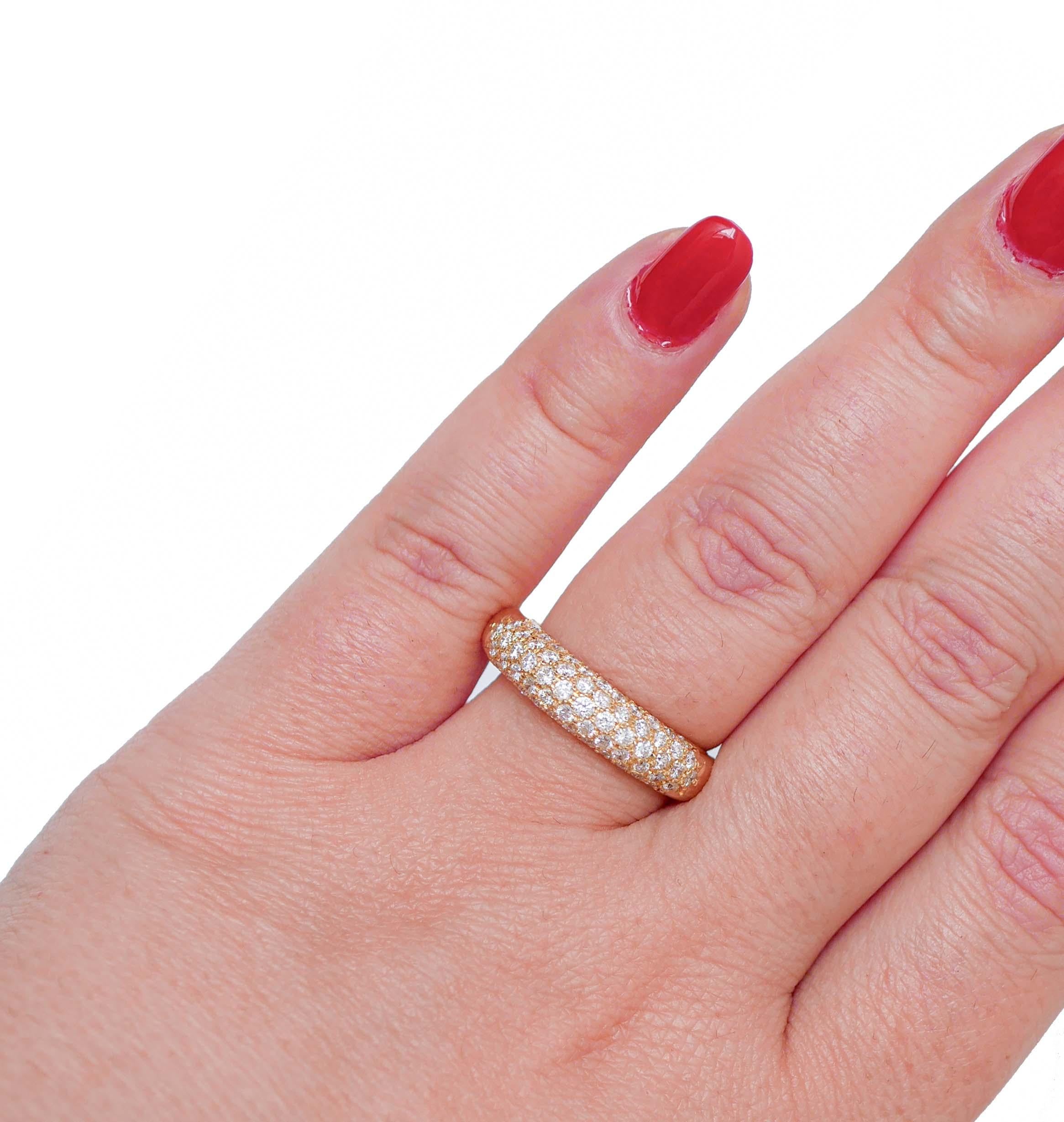 Diamanten, Ring aus 18 Karat Gelbgold. im Zustand „Neu“ im Angebot in Marcianise, Marcianise (CE)