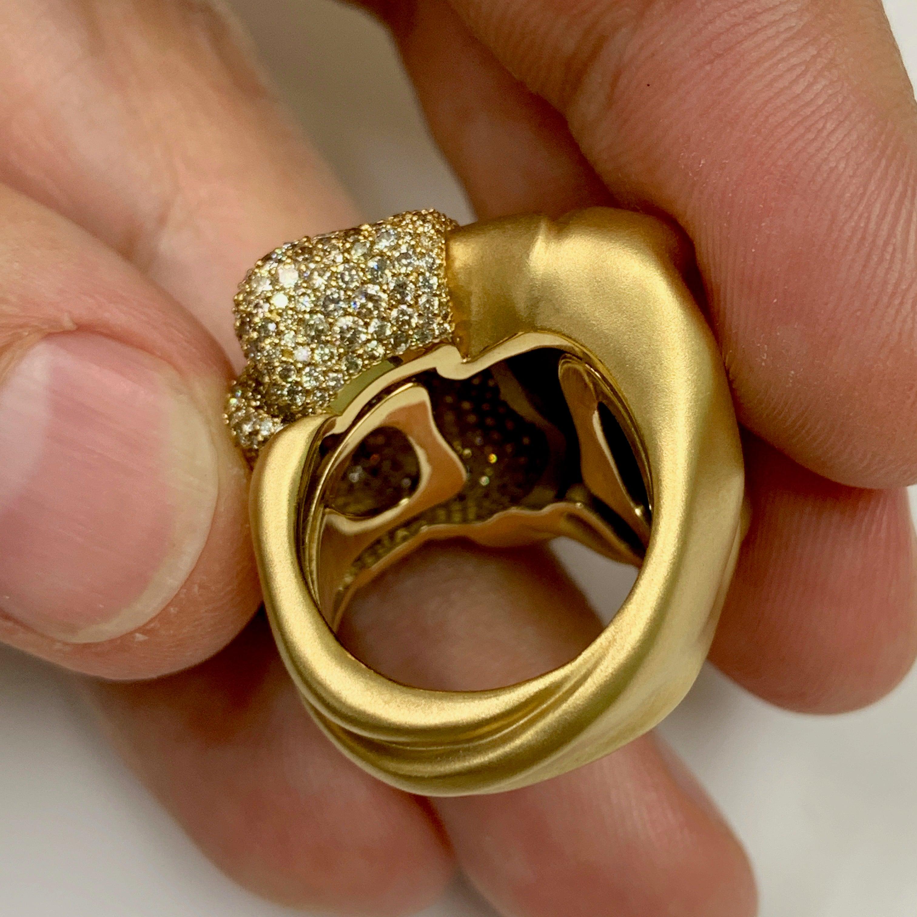 Im Angebot: Diamanten-Ring aus 18 Karat Gelbgold () 7