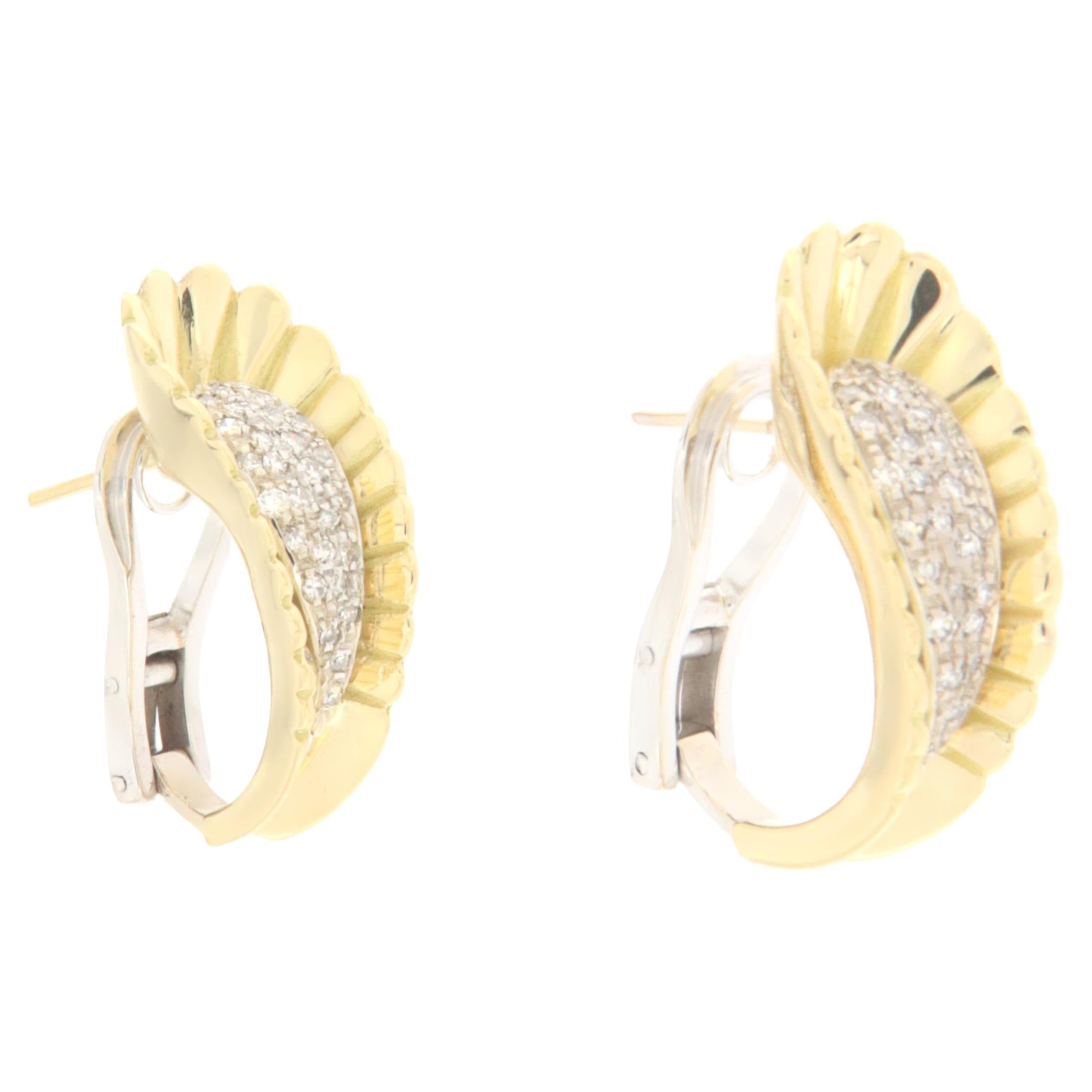 Diamonds 18 Karat Yellow Gold Stud Earrings For Sale