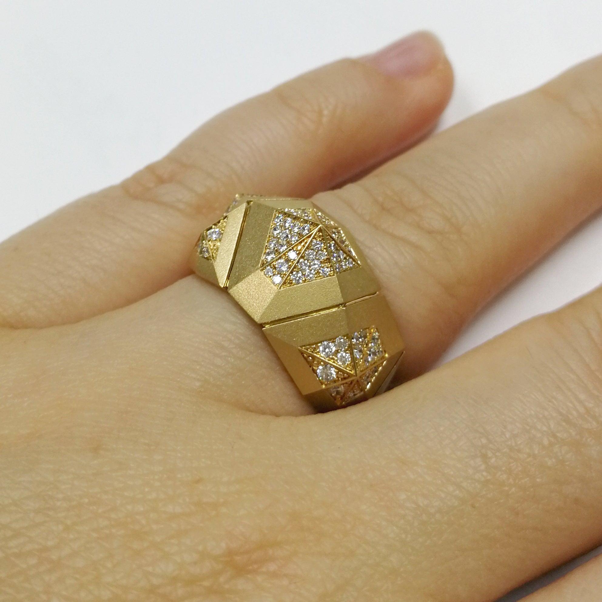 For Sale:  Diamonds 18 Karat Yellow Matte Gold Geometry Small Ring 9