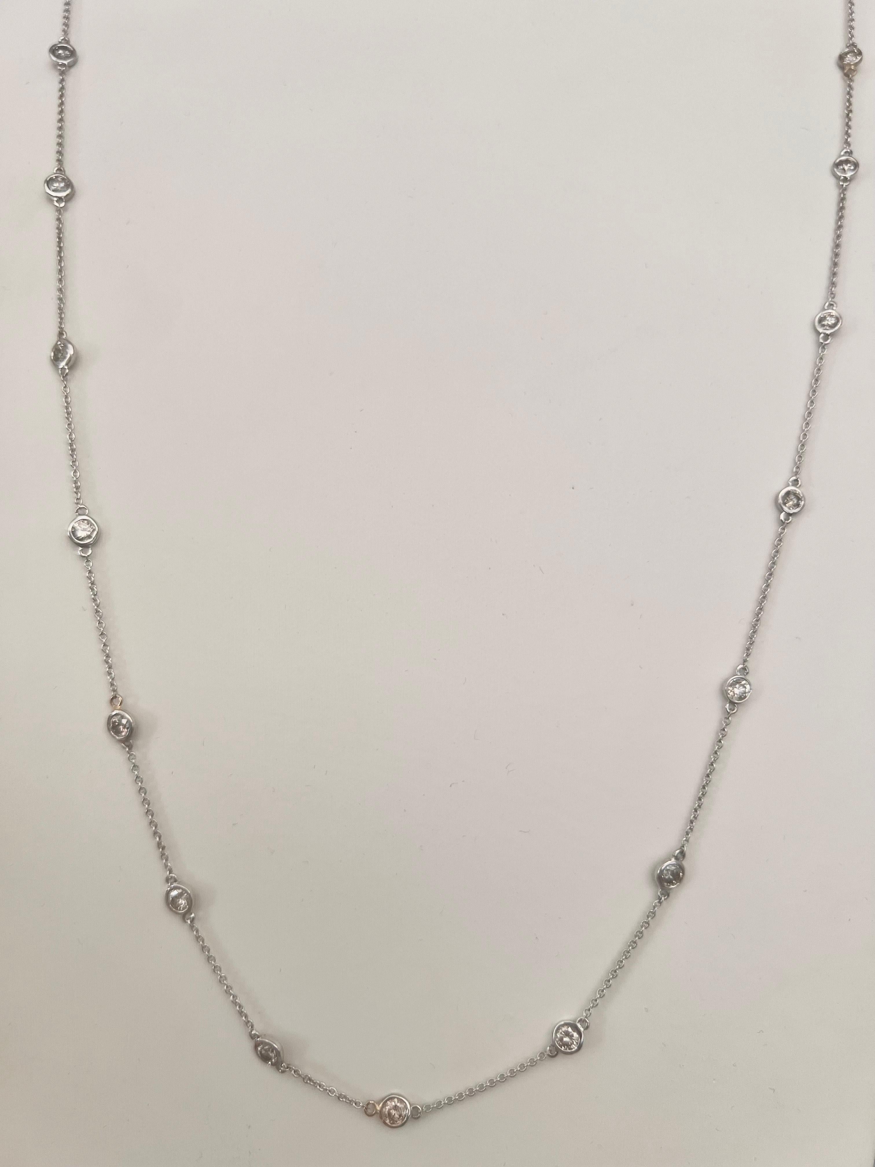 A Timeless Classic: 2.00 ct Diamond Station Necklace in 18k White Gold
Discover the ultimate in effortless elegance with this stunning 