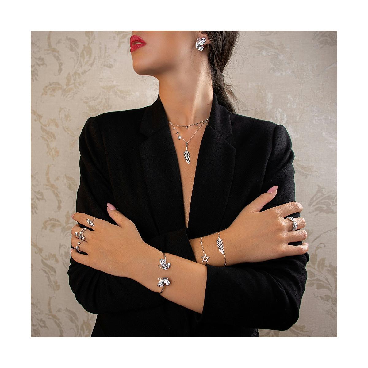 Diamonds  & 18K  Rose Gold Butterfly Bracelet For Sale 1
