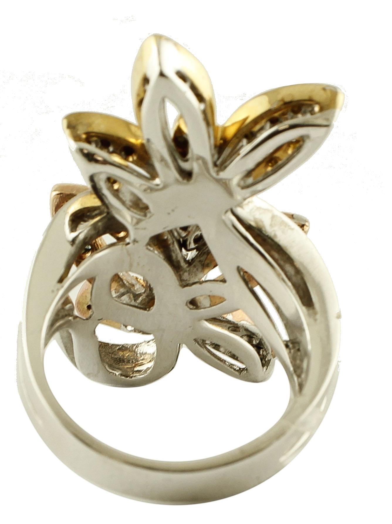 Retro Diamonds, 18 Karat White and Yellow Gold Flower Ring For Sale
