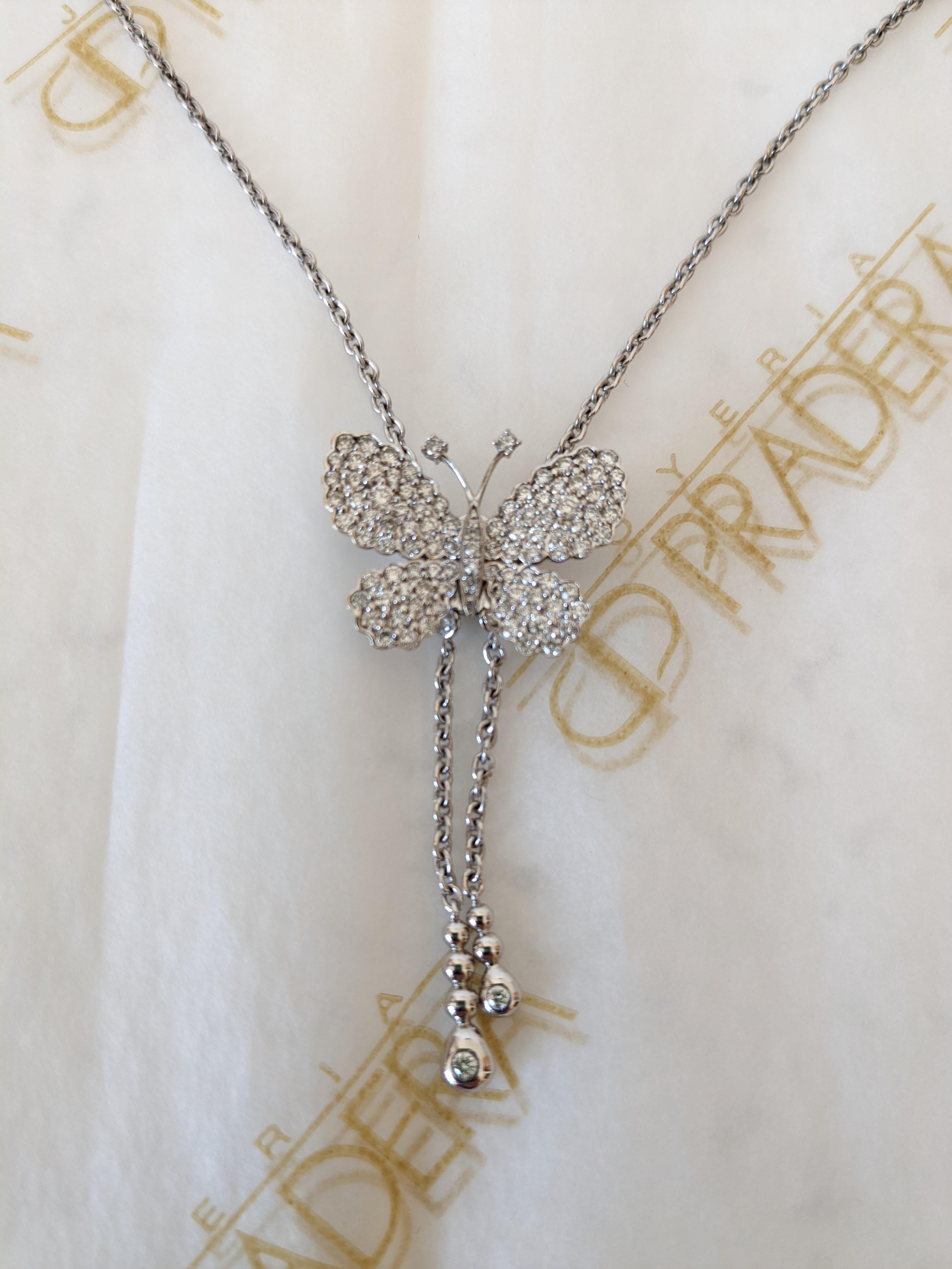 Diamanten  & 18K Weißgold Schmetterlingshalskette im Angebot 1