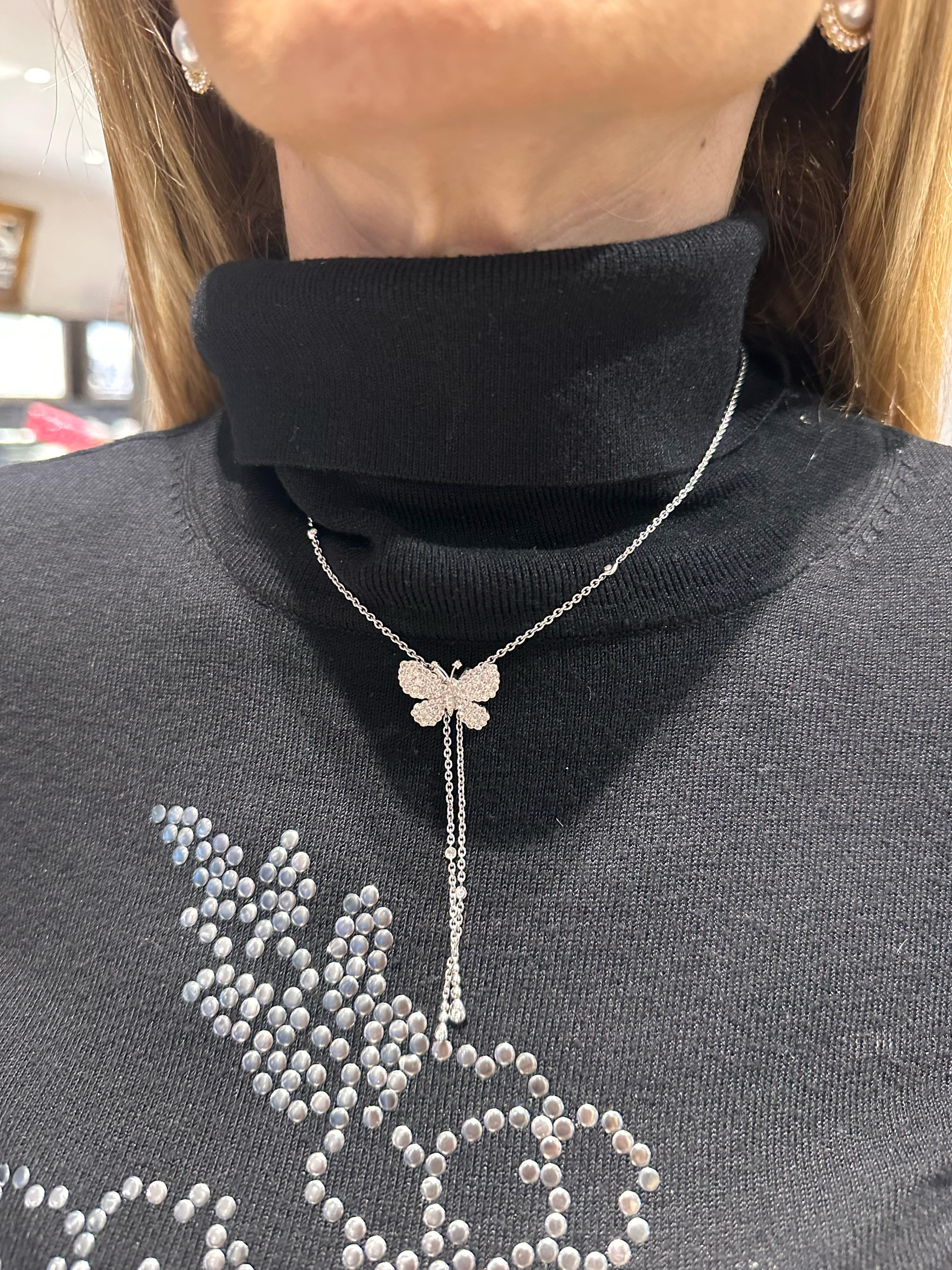 Diamanten  & 18K Weißgold Schmetterlingshalskette im Angebot 3