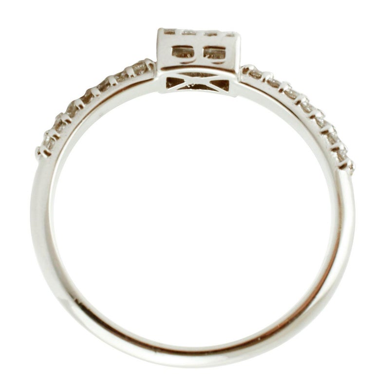 Brilliant Cut Diamonds, 18 Karat White Gold Engagement Ring For Sale