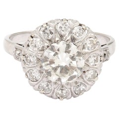 Diamonds 2.5 Carats Platinum 18 Carats White Gold Daisy Ring