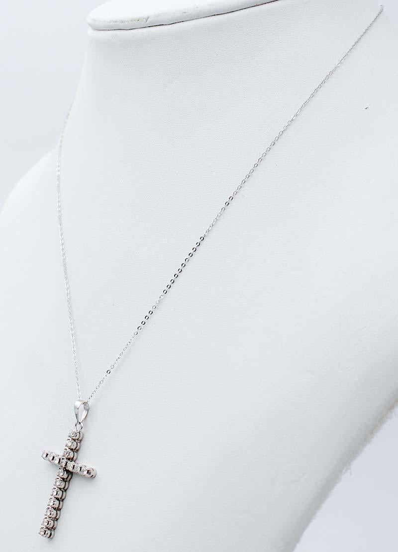 Retro Diamonds, 9 Karat White Gold Cross Pendant Necklace For Sale