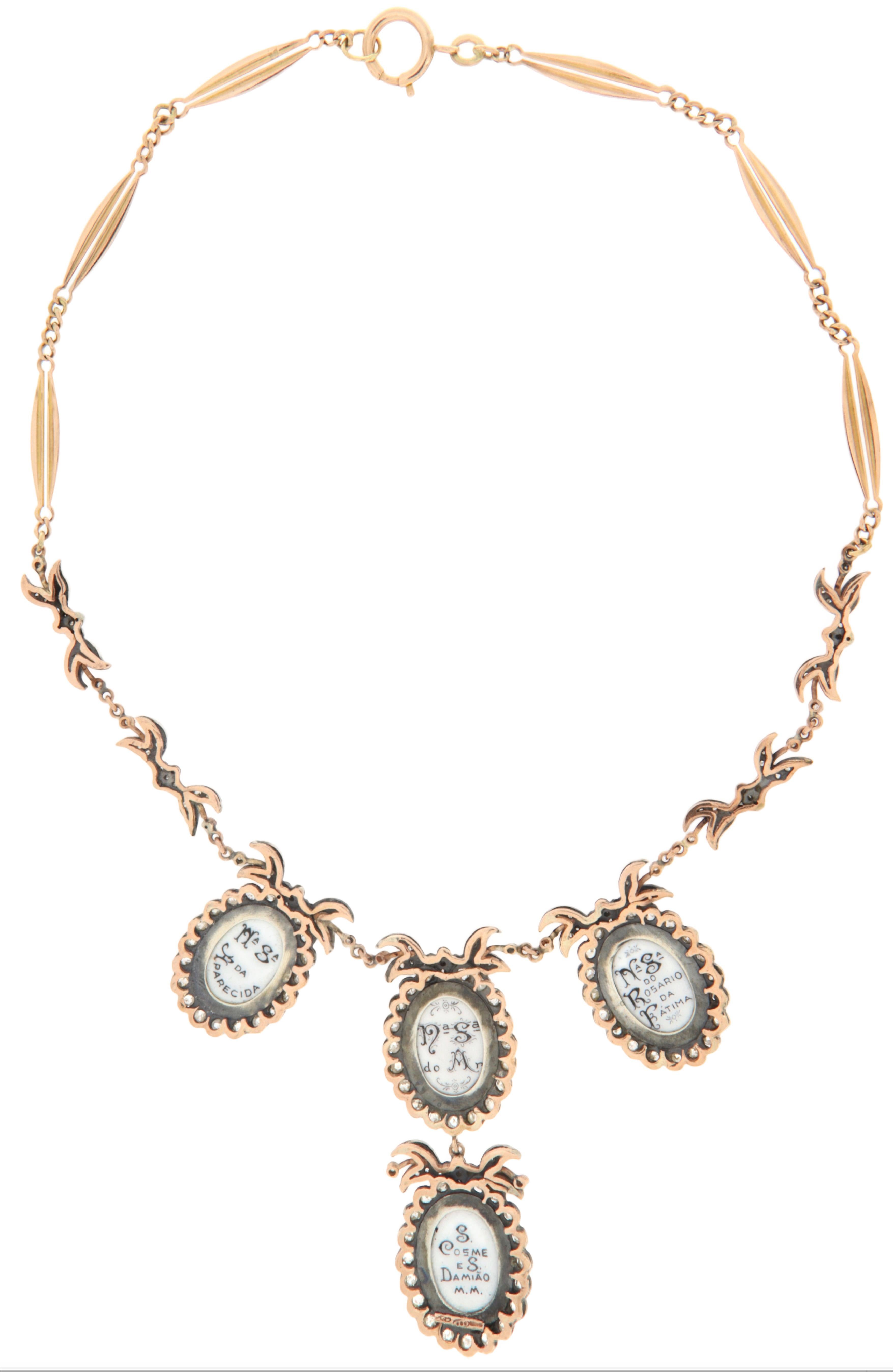 Collier pendentif sacré en or jaune 9 carats avec diamants Neuf - En vente à Marcianise, IT