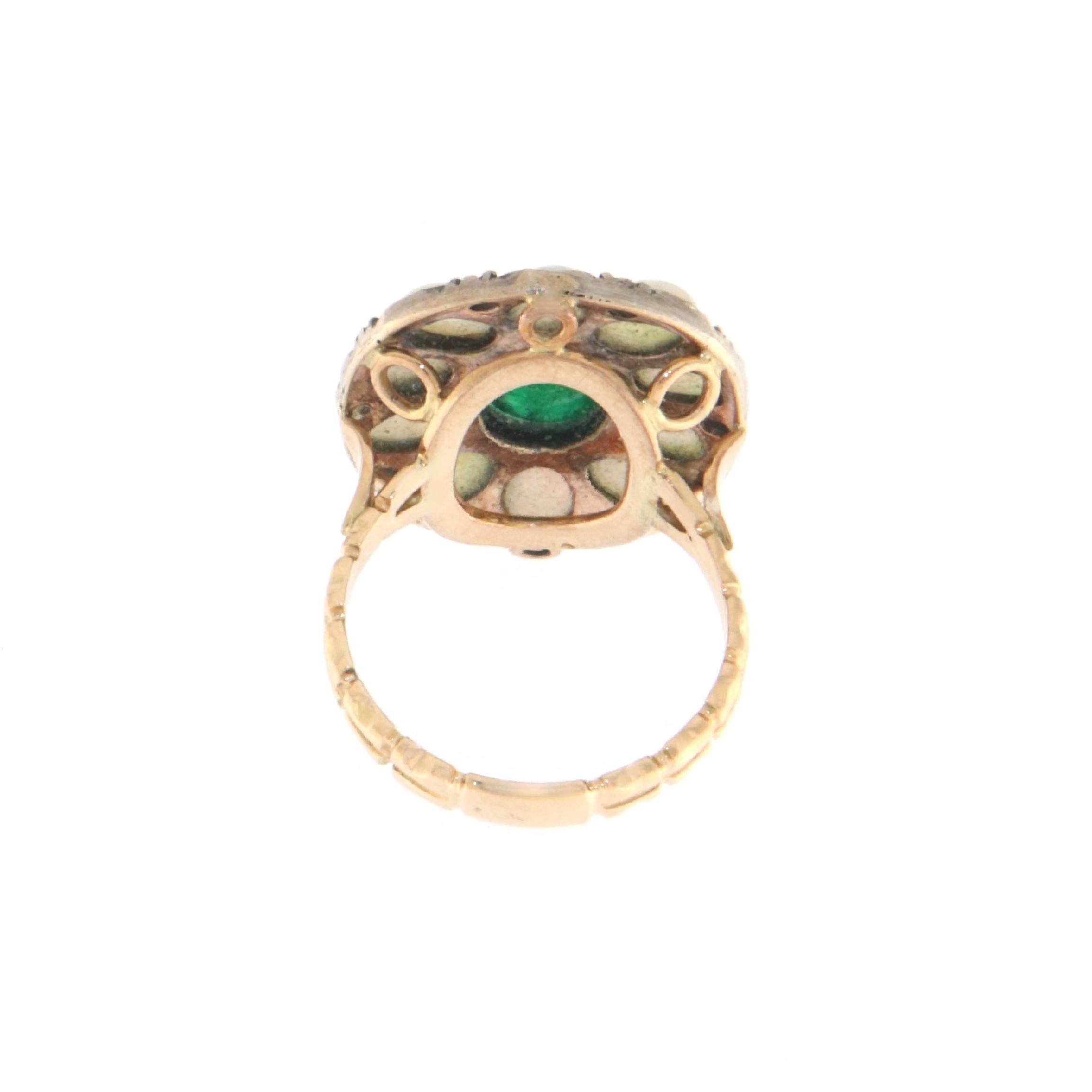 Diamonds Agate Opals 14 Karat Yellow Gold Cocktail Ring For Sale 1