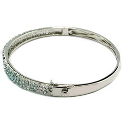 Diamonds and blue topazes Bangle 18Kt White Gold Unique piece bicolor blue white