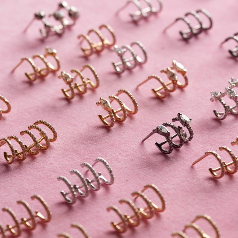 Diamonds and 18 Karat Gold Triple Ear Cuff Earring with Pear Shaped Diamond For Sale at 1stDibs