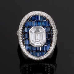 Diamonds and Sapphire 18kt White Gold illusion Ring