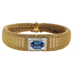Contemporary Gold Bracelet with Diamonds and Ceylon Sapphire