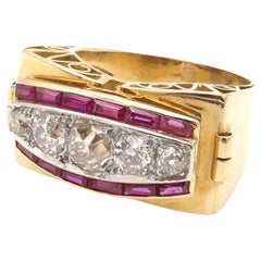 Ring aus 18 Karat Gold und Platin mit Diamanten und synthetischen Rubinen