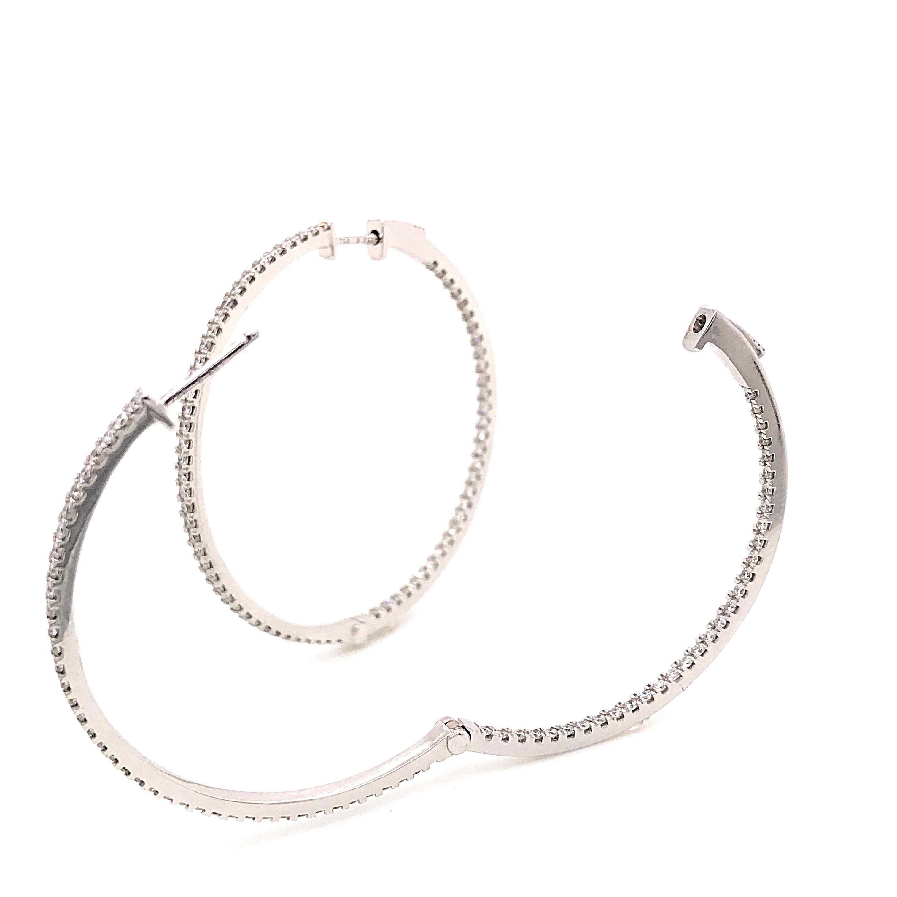 Diamonds and White Gold 18 Karat Hoop Earrings 4