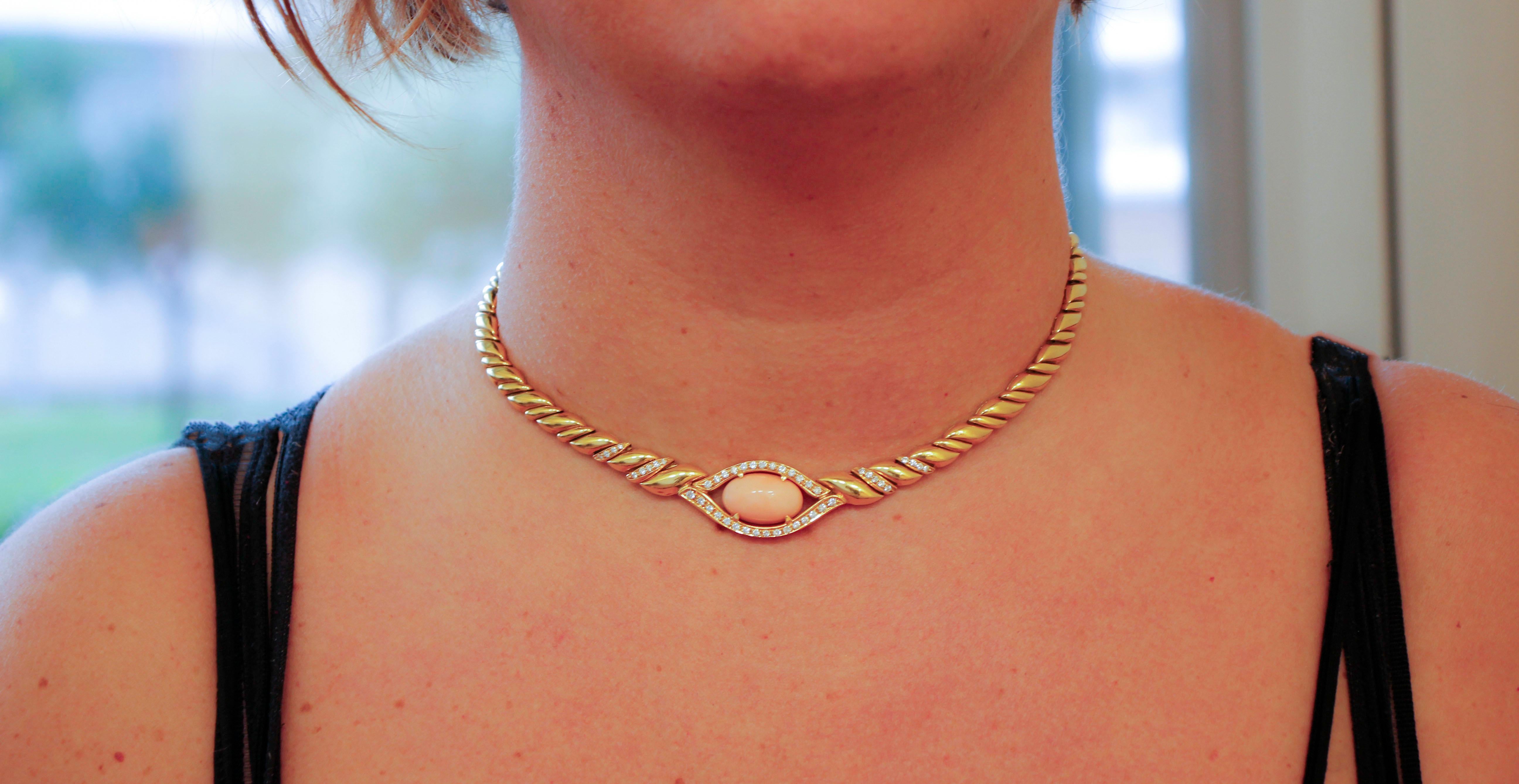 Brilliant Cut Diamonds, Angel Skin Pink Coral, 18 Karat Gold French Style Chain Necklace For Sale