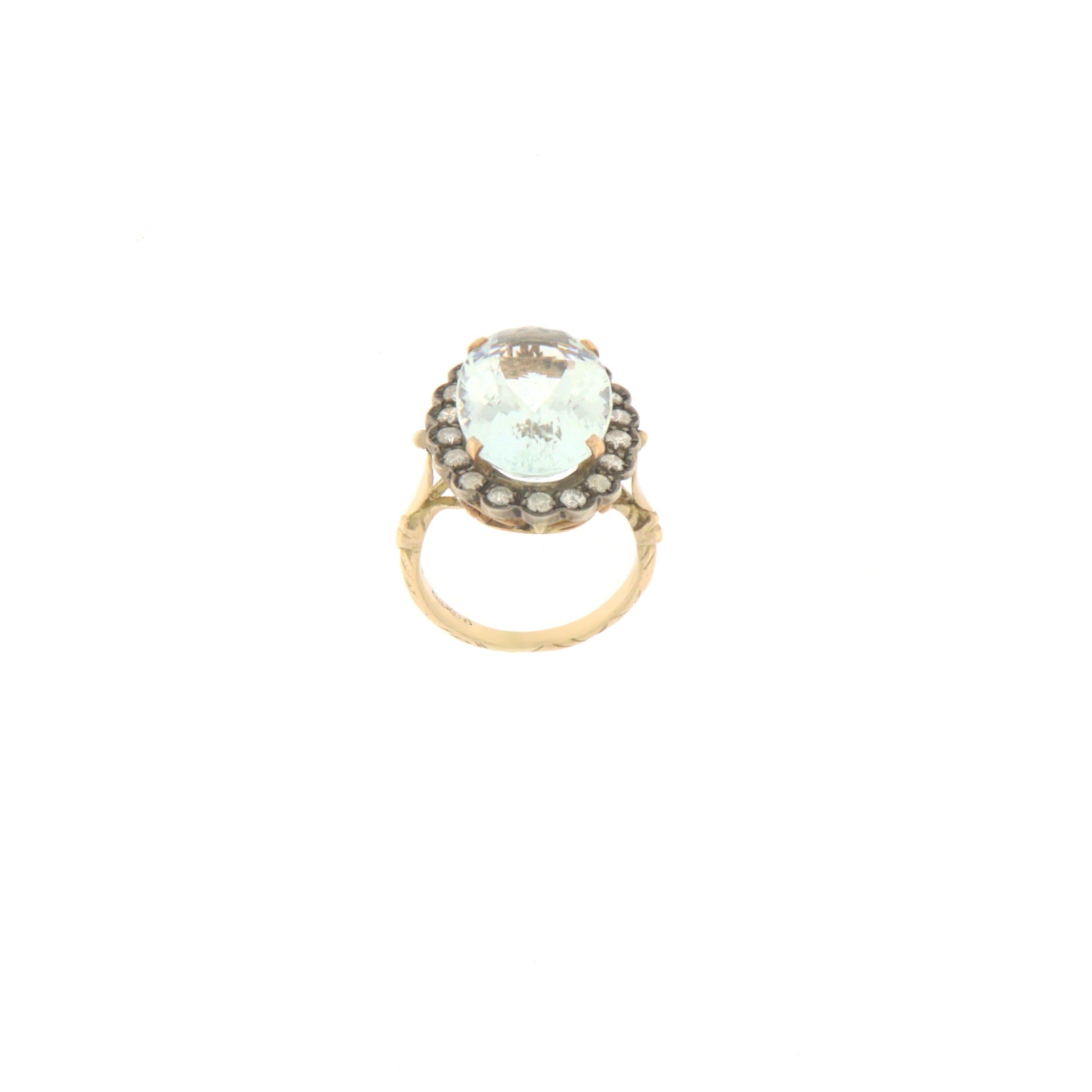 Women's Diamonds Aquamarine 14 Karat Yellow Gold Cocktail Ring For Sale