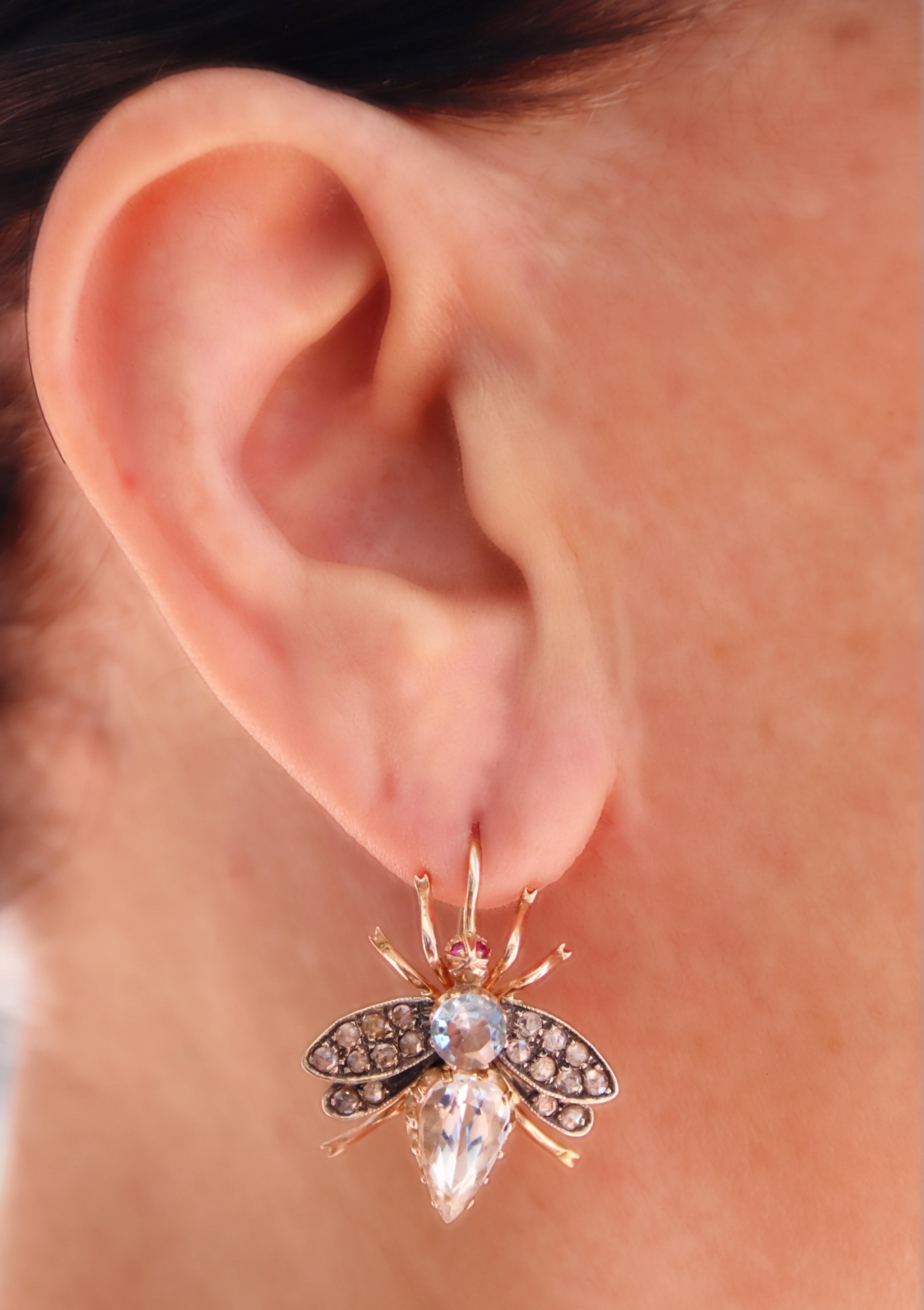 Boucles d'oreilles mouche en or jaune 14 carats avec diamants et aigue-marine en vente 2