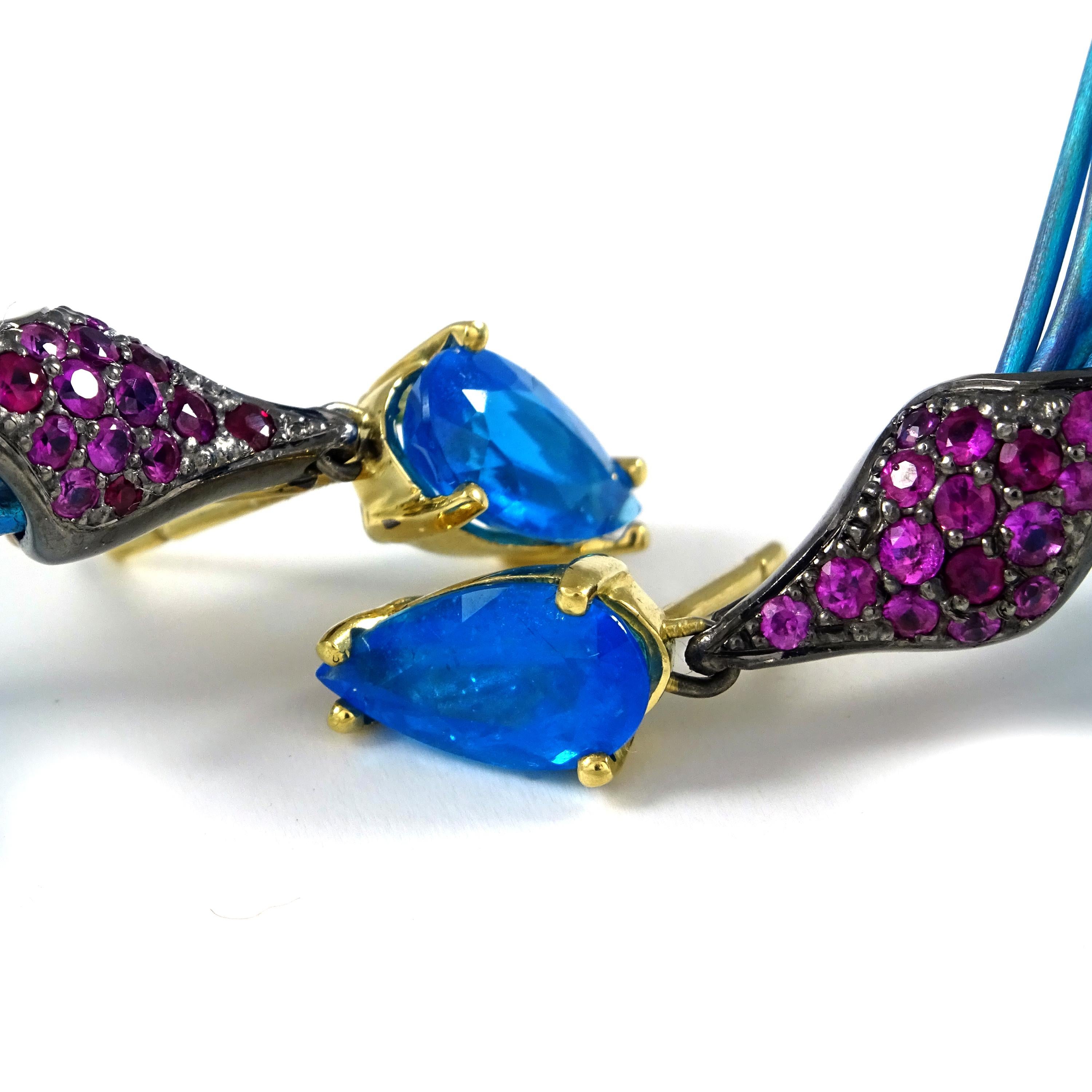 Jose Marin. Diamonds Blue Apatites Pink Sapphir Gold and Blue Titanium Earrings In New Condition For Sale In València, ES