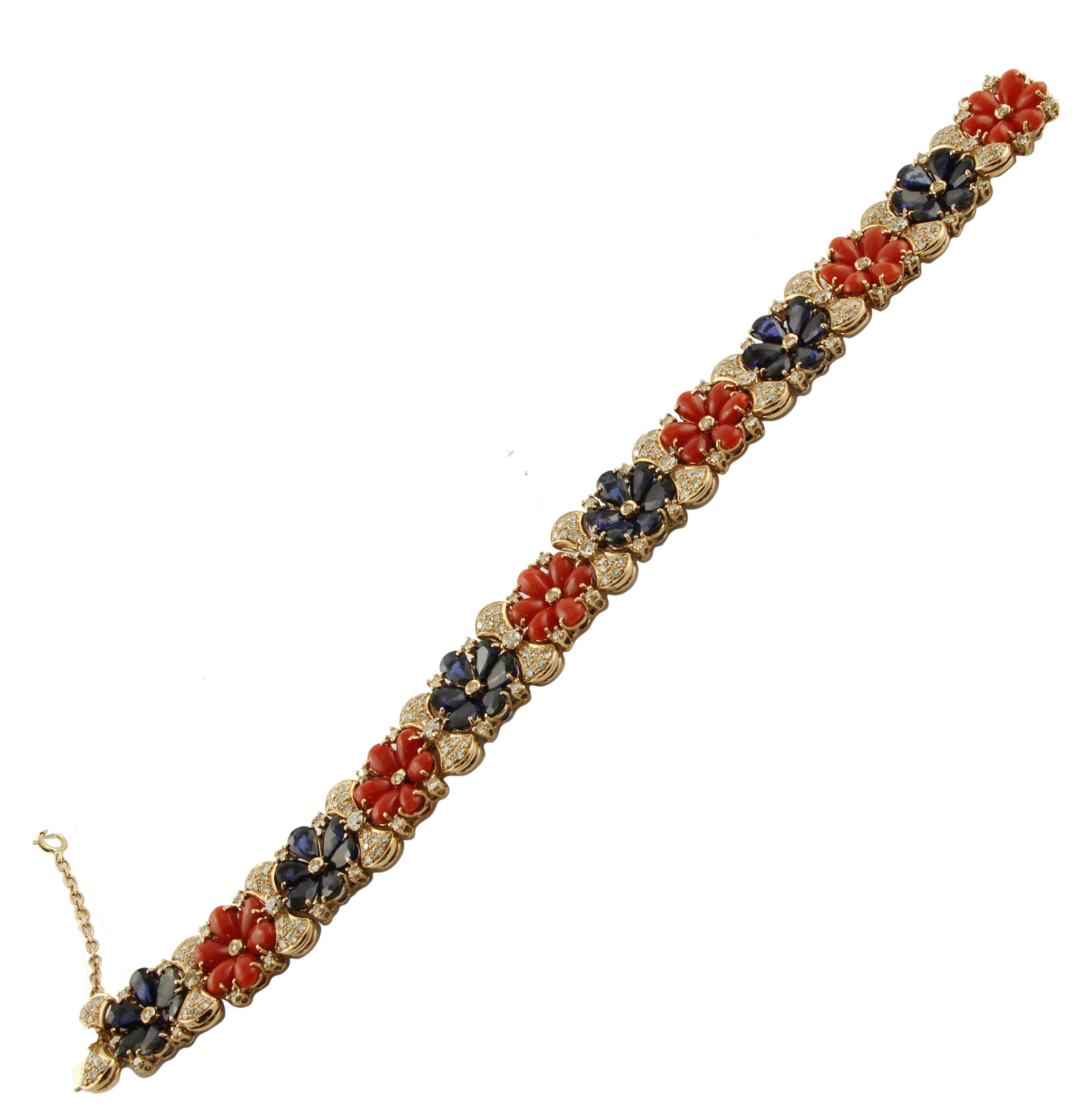 Diamanten, blaue Saphire, rote Korallen Rose Gold Link Retrò-Armband (Retro) im Angebot