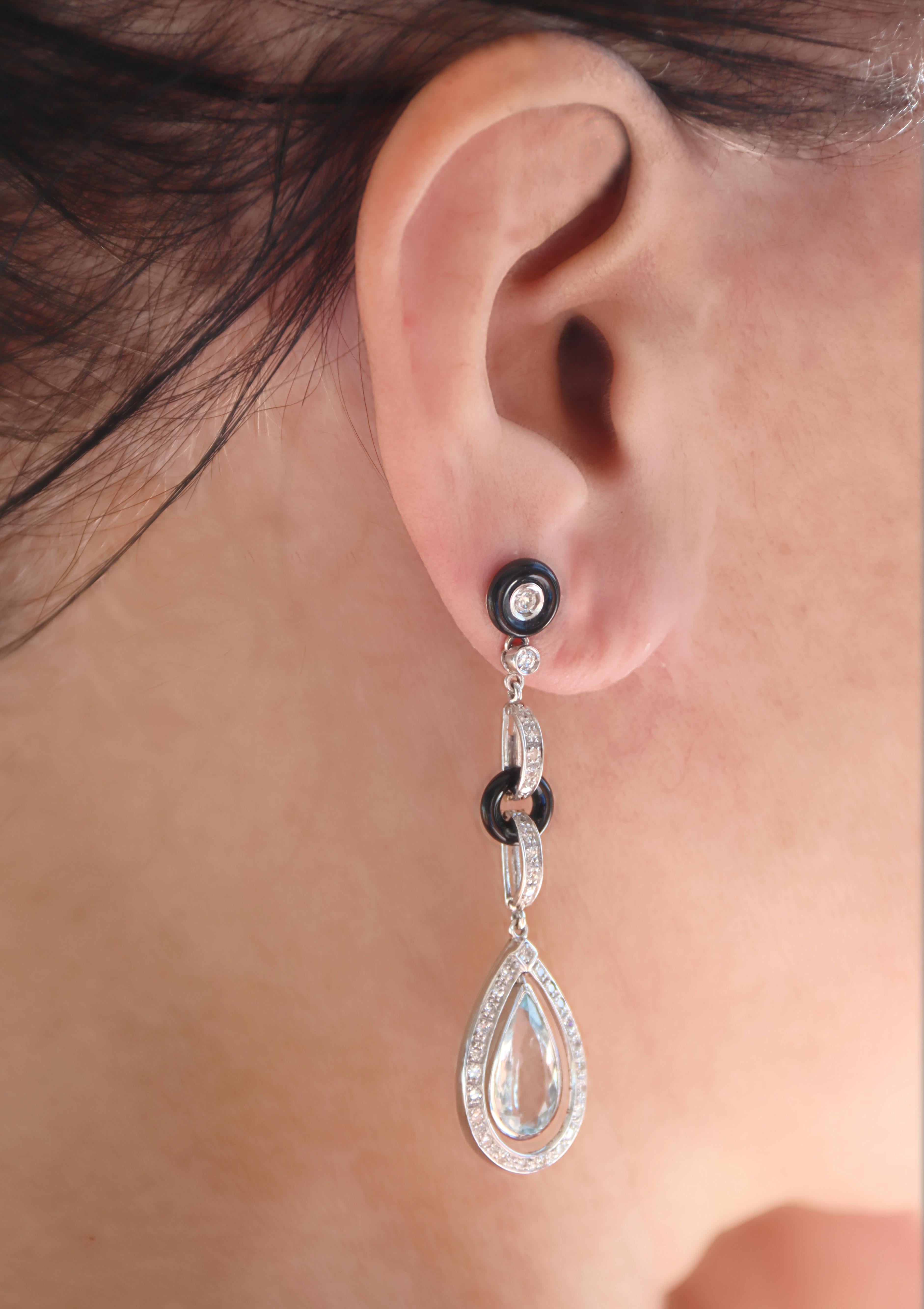 Diamants Aigue-marine brésilienne Boucles d'oreilles pendantes en or blanc 18 ct en vente 2