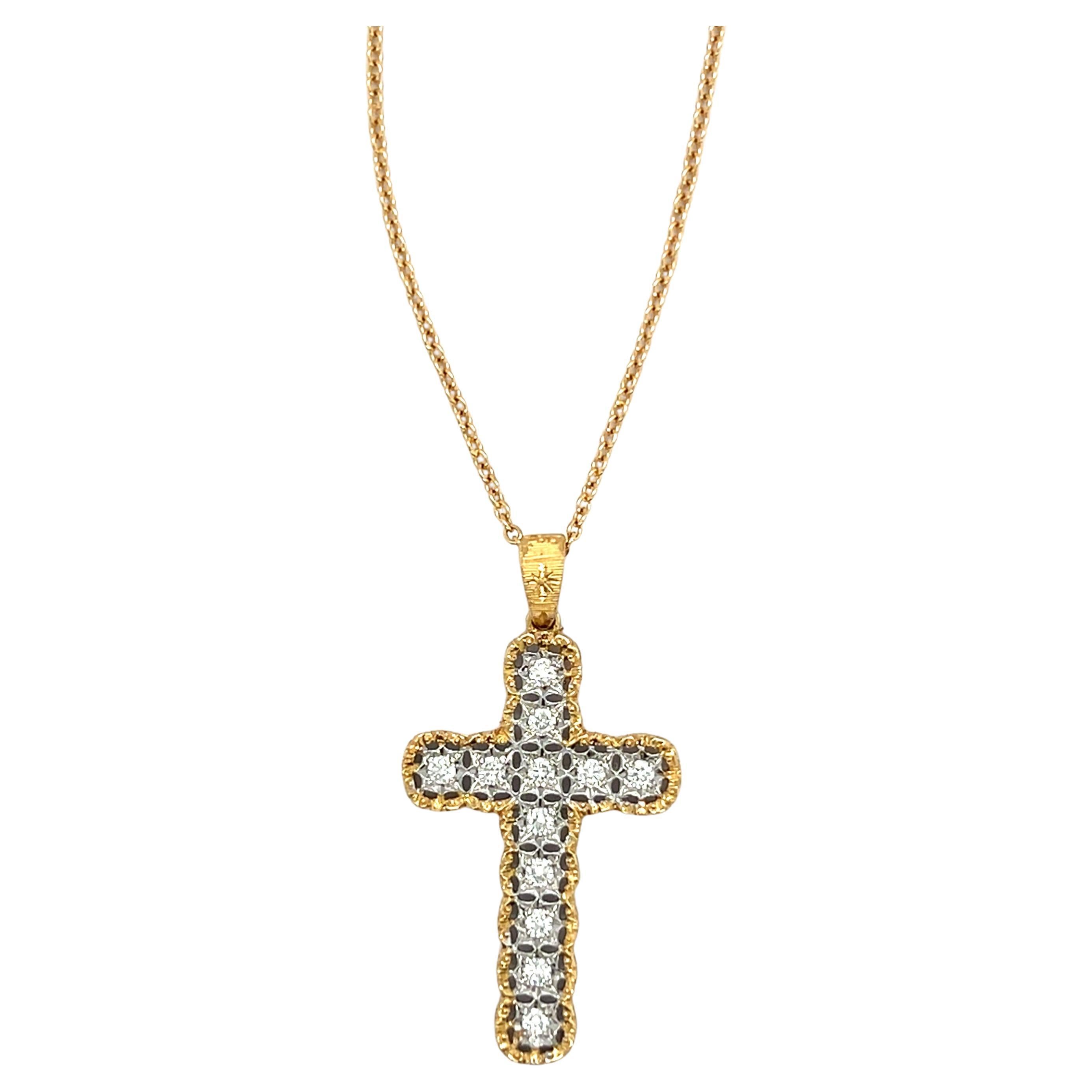 Collana con ciondolo a croce in oro giallo 18 carati con diamanti a taglio brillante