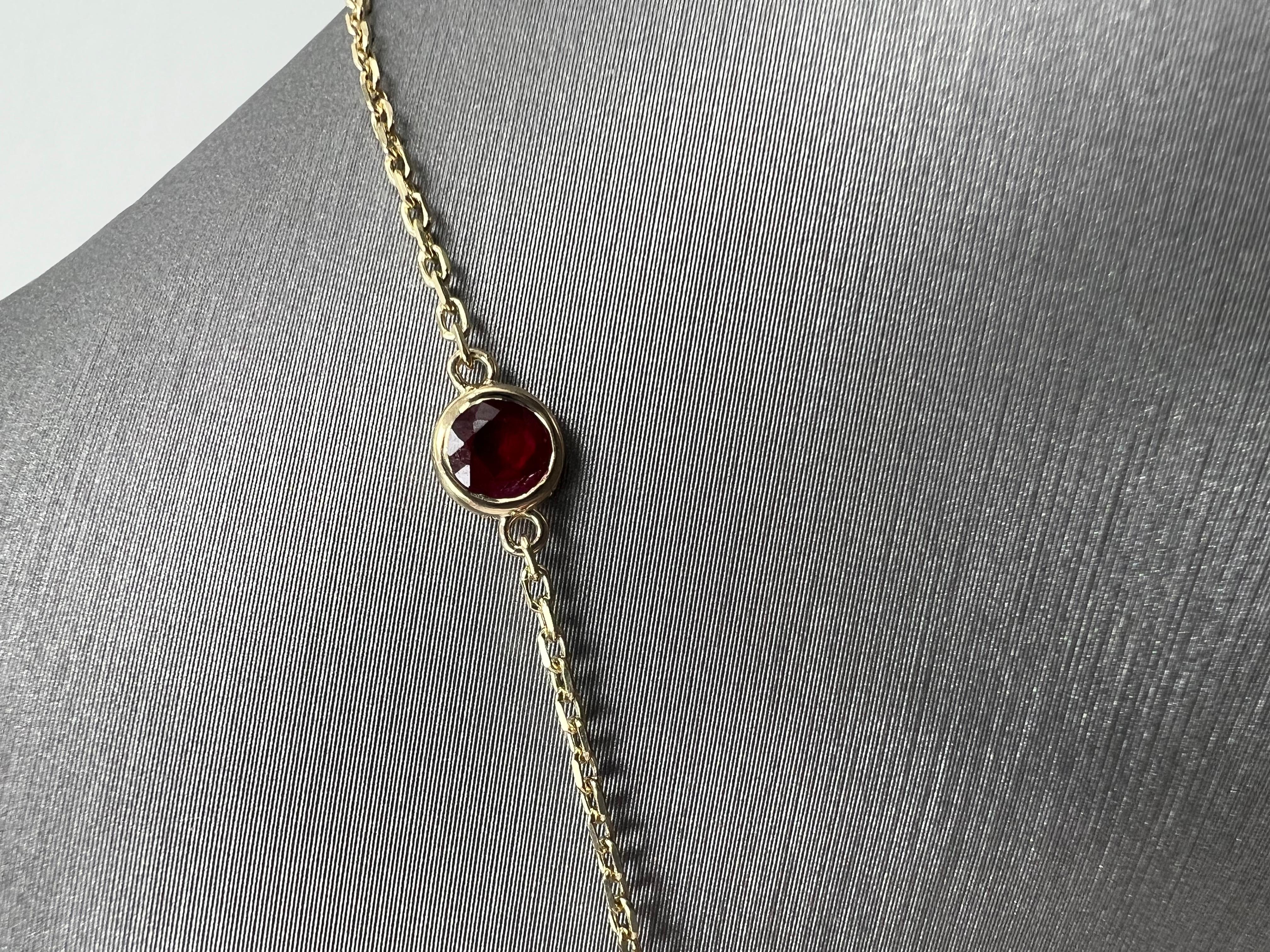 Kettenhalskette aus 14-karätigem Gelbgold, 3,10 Karat natürliche Rubine, Diamanten pro Meter im Zustand „Neu“ im Angebot in Great Neck, NY