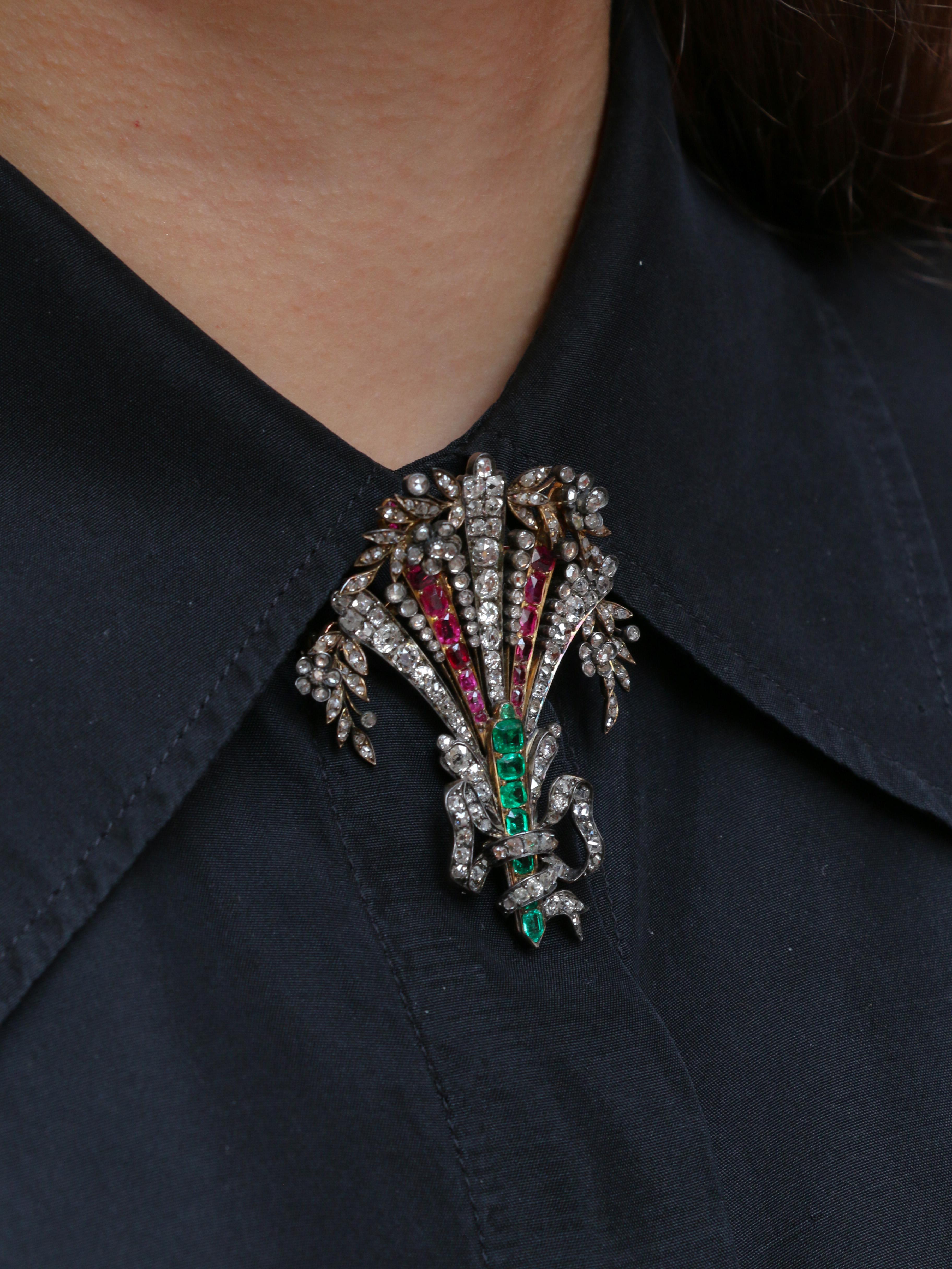 Diamonds, Colombian emeralds, Burmese rubies antique brooch For Sale 3