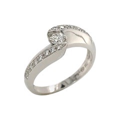 Diamonds Color H on White Gold Engagement Ring