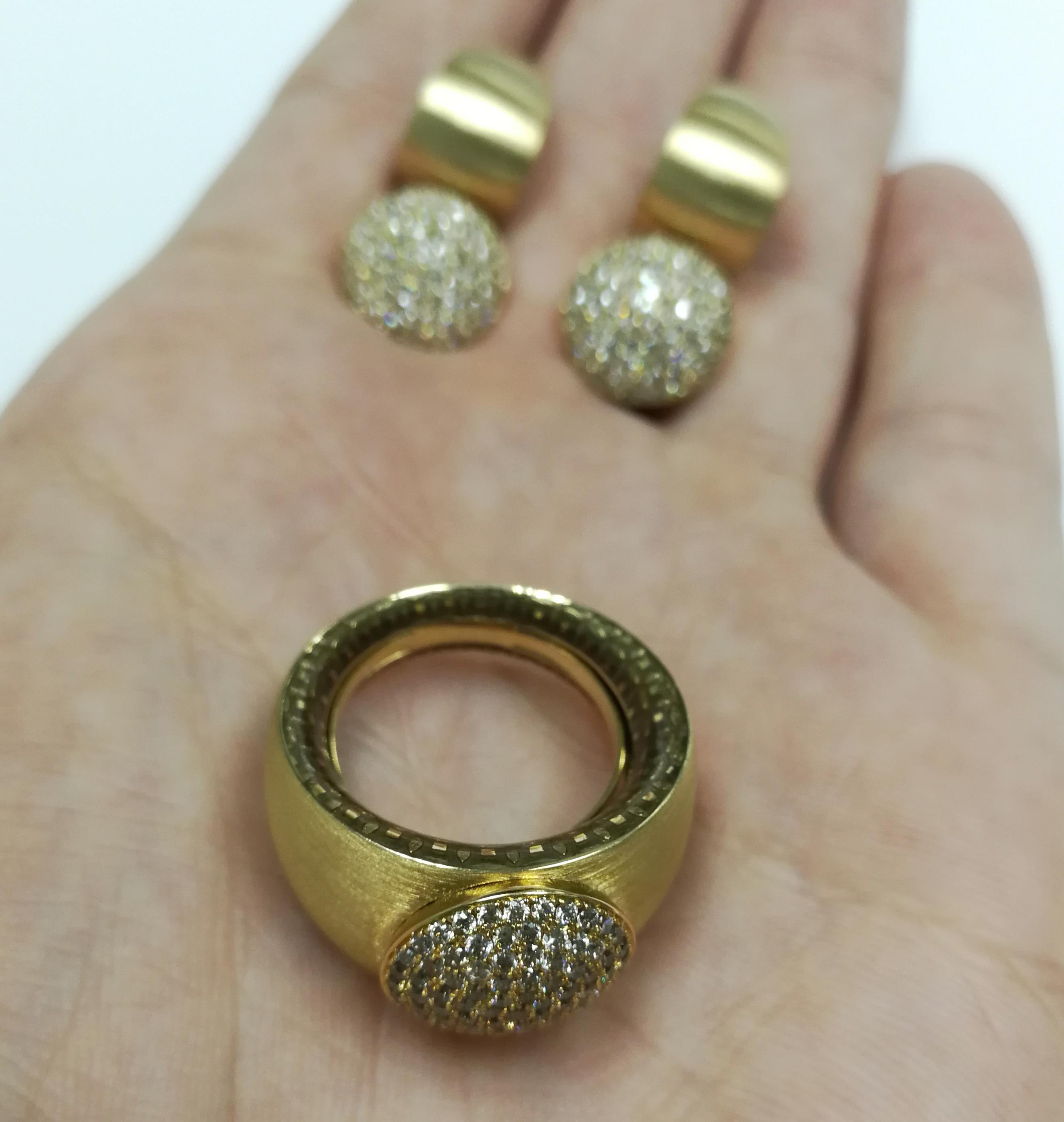 Diamonds Colored Enamel 18 Karat Yellow Gold Kaleidoscope Ring 2