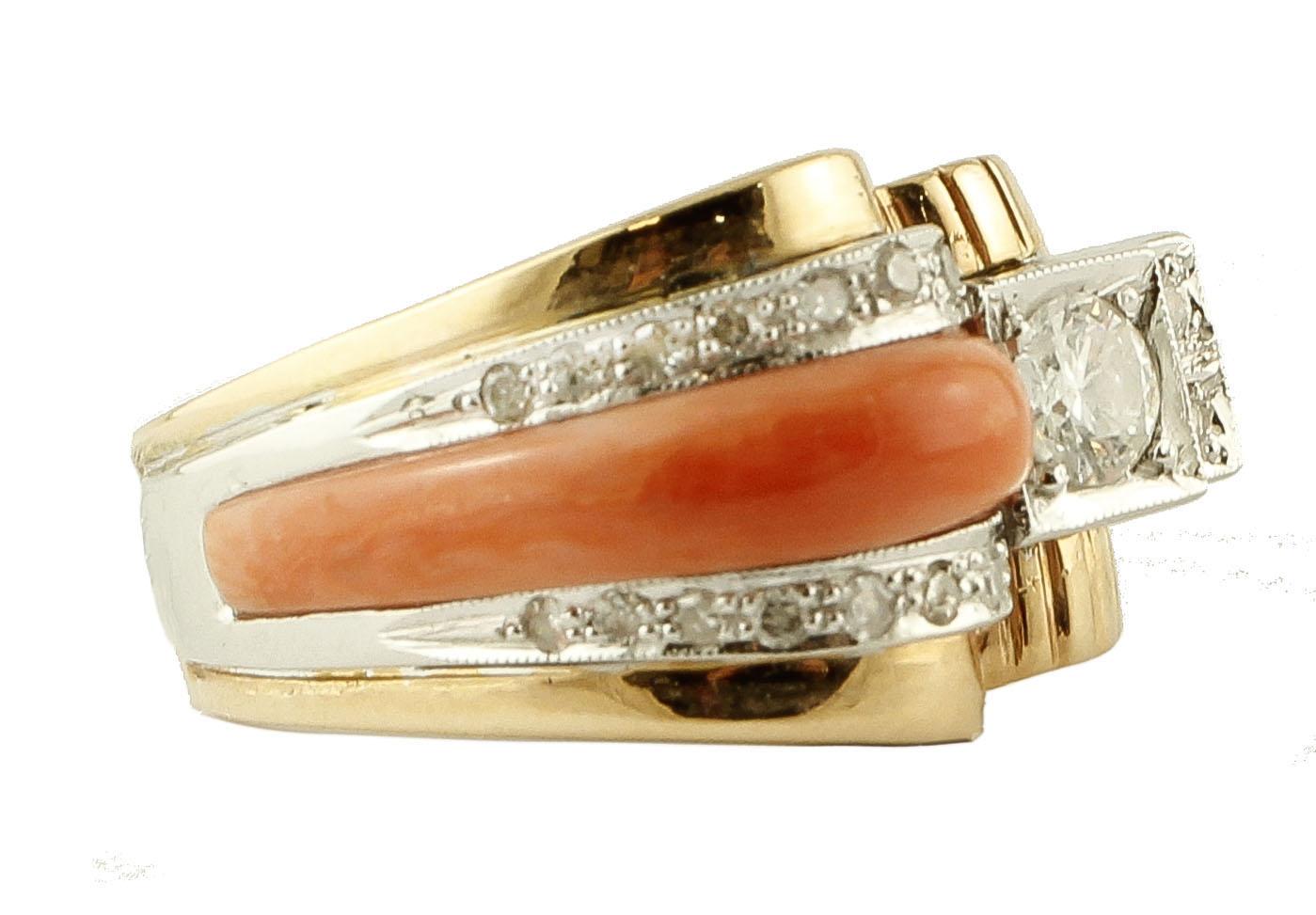 SHIPPING POLICY:
No additional costs will be added to this order.
Shipping costs will be totally covered by the seller (customs duties included).

Gorgeous retro ring in 14k yellow and white gold structure, embellished with elatius coral and
