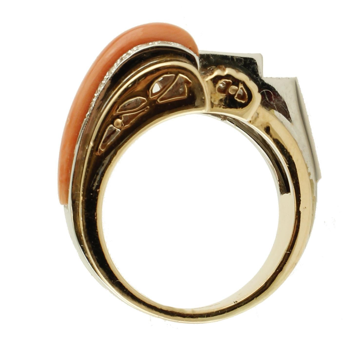 Diamonds, Orange Coral, 14 Karat White and Yellow Gold Retrò Ring In Good Condition In Marcianise, Marcianise (CE)
