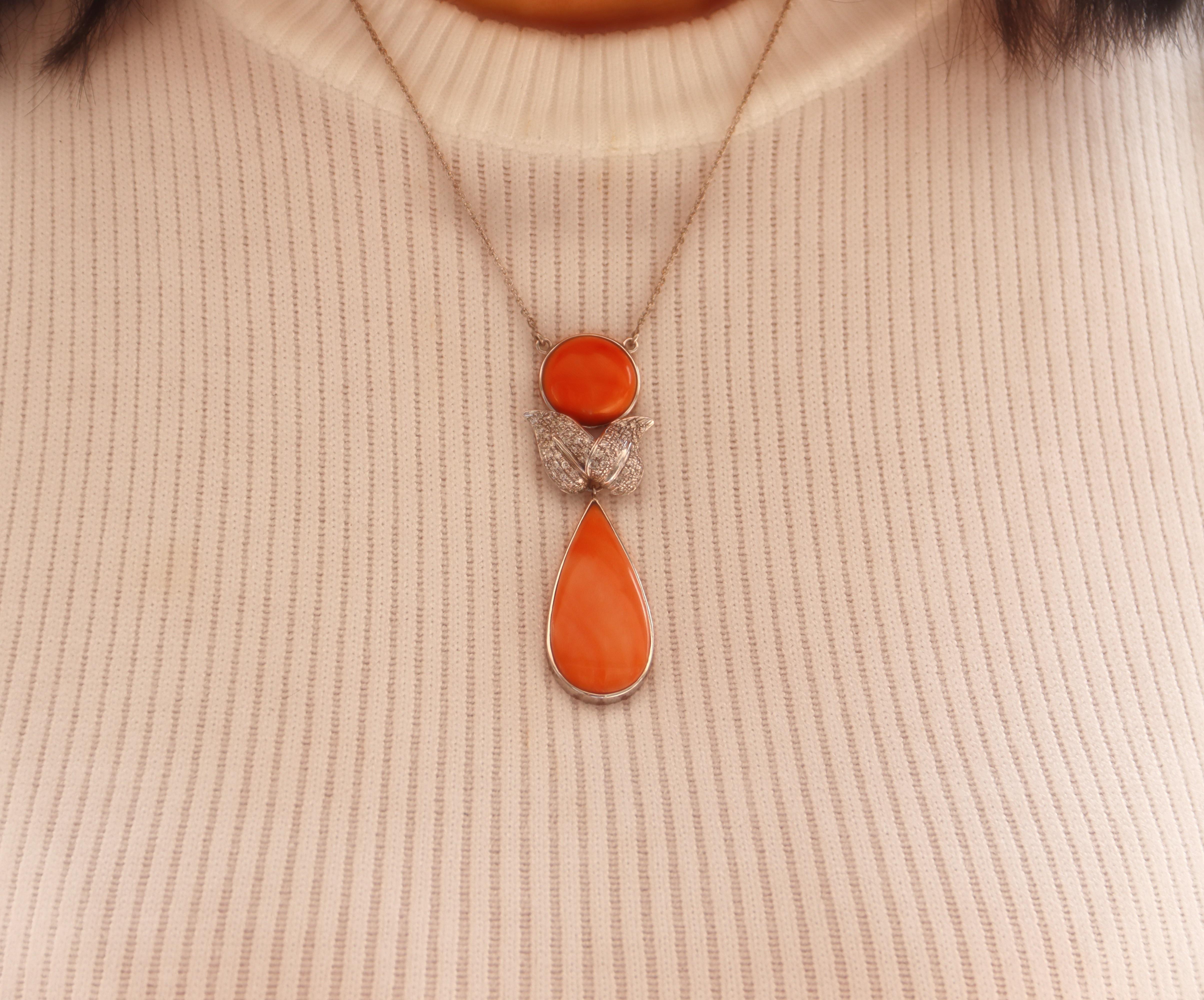 Diamonds Coral 18 Karat White Gold Pendant Necklace For Sale 1