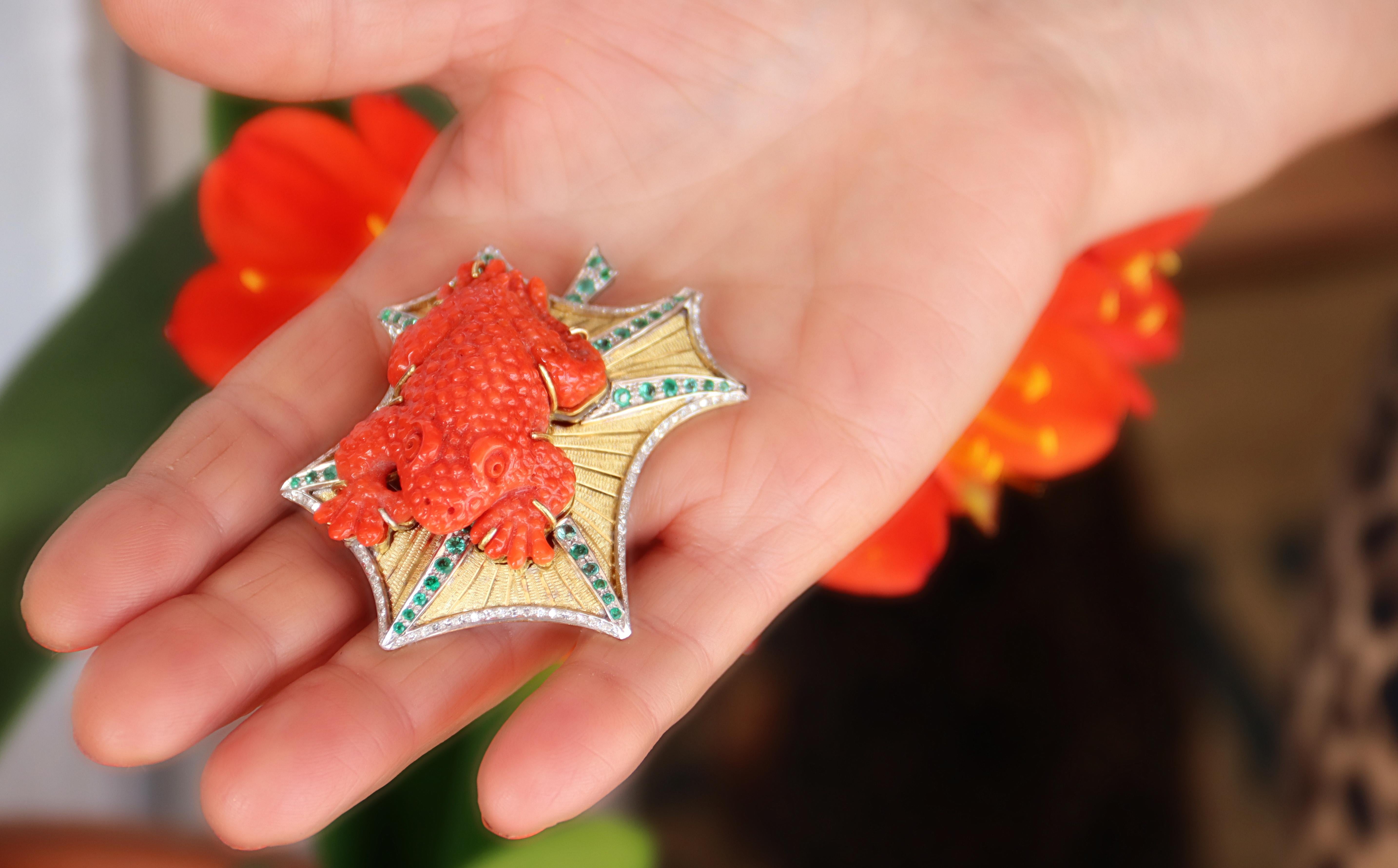Diamonds Coral Emeralds 18 Karat Gold Frog Brooch For Sale 1