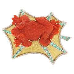 Diamanten Korallen Smaragde 18 Karat Gold Frosch Brosche