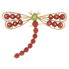 Diamonds Coral Peridot 18 Karat Yellow Gold Brooch