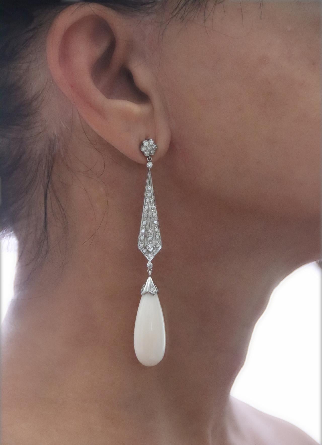 Diamonds Coral White Gold 18 Karat Drop Earrings For Sale 1