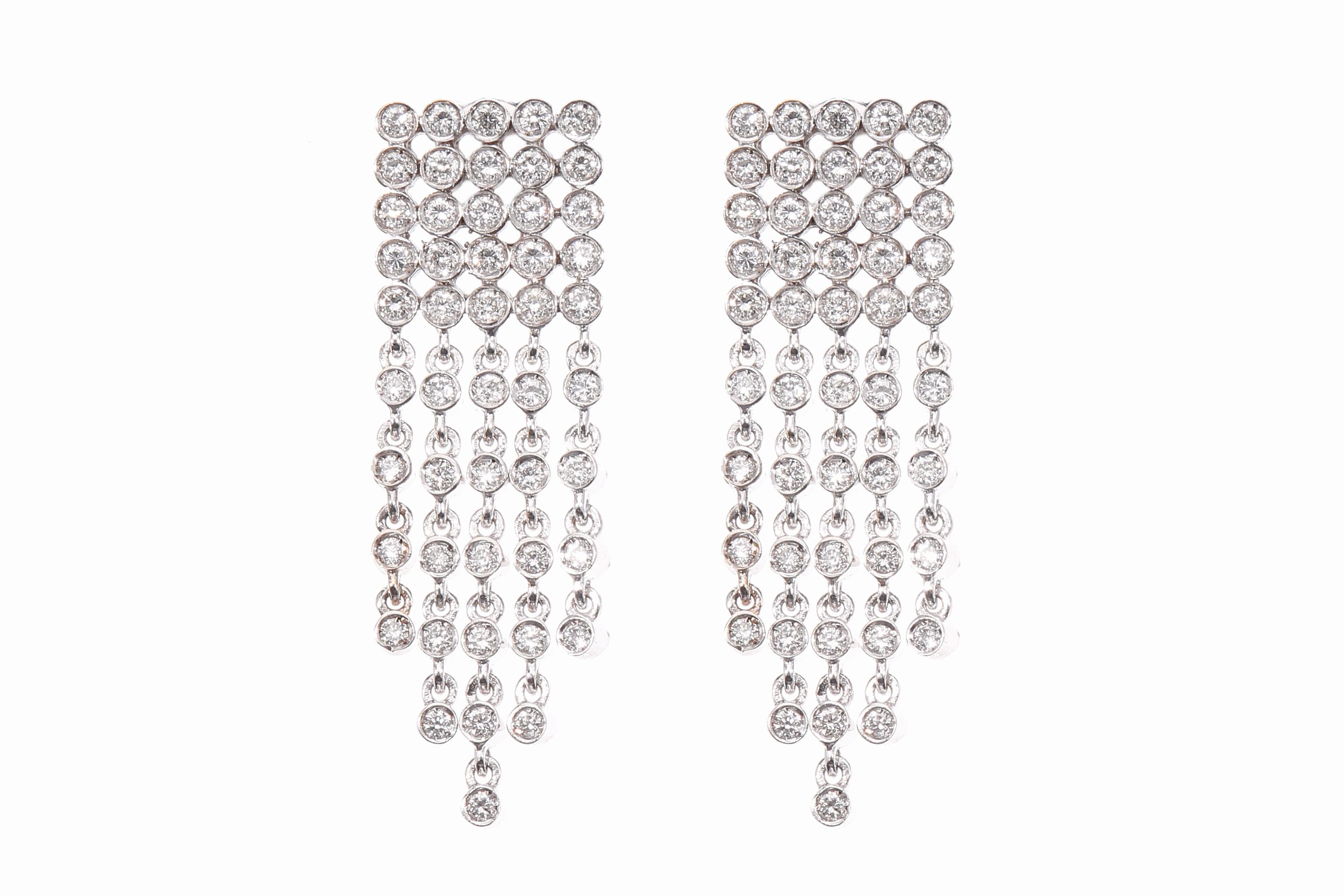 Brilliant Cut Diamonds Carat 1.85 on 18 Karat Gold Pendant Earrings, Made in Italy For Sale