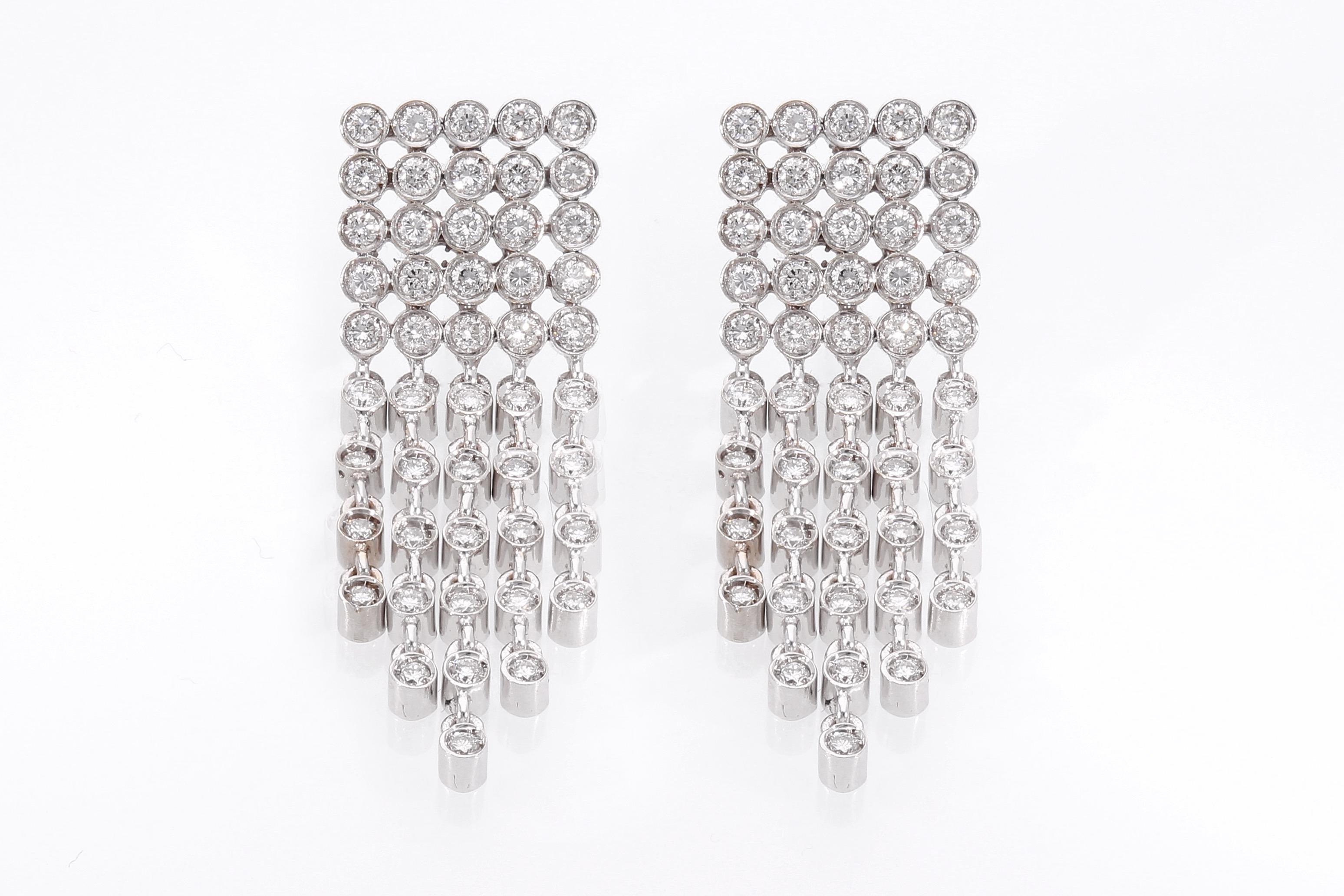 Women's or Men's Diamonds Carat 1.85 on 18 Karat Gold Pendant Earrings, Made in Italy For Sale