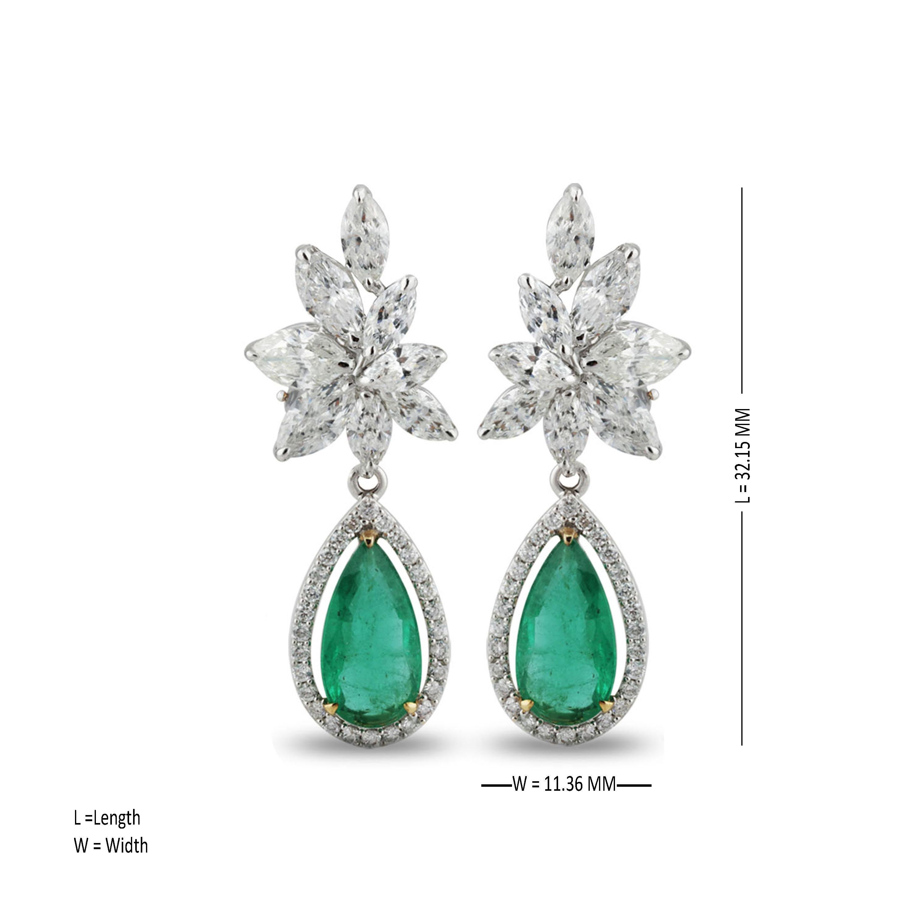 Diamonds Earrings in 18K Gold with Changeable Drops of Emeralds and Pearls In New Condition In Mumbai, Maharashtra