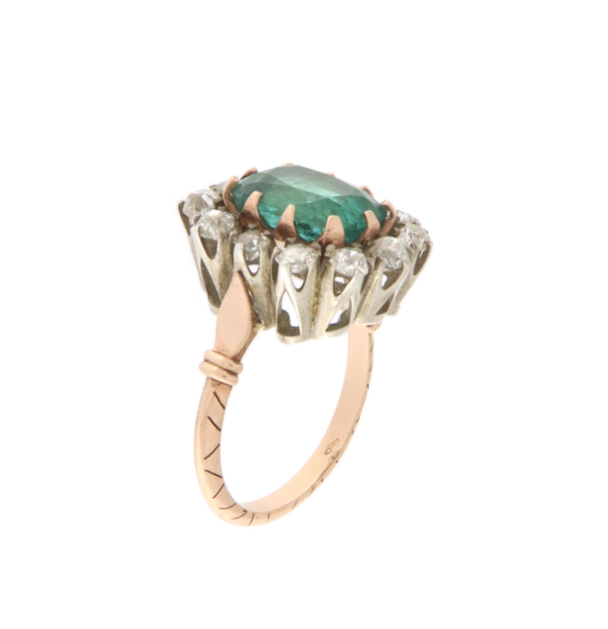 Old European Cut Diamonds Emerald 14 Karat Yellow Gold Cocktail Ring For Sale