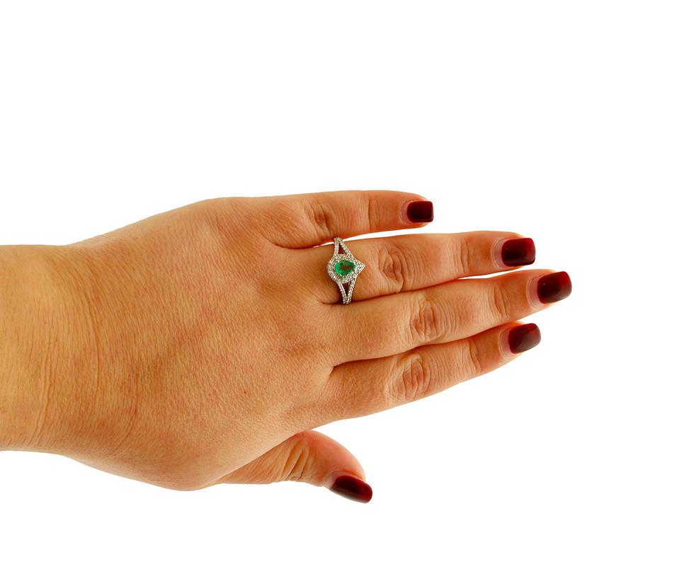 Brilliant Cut Diamonds, Emerald, 18 Karat White Gold Drop-Shaped Ring For Sale