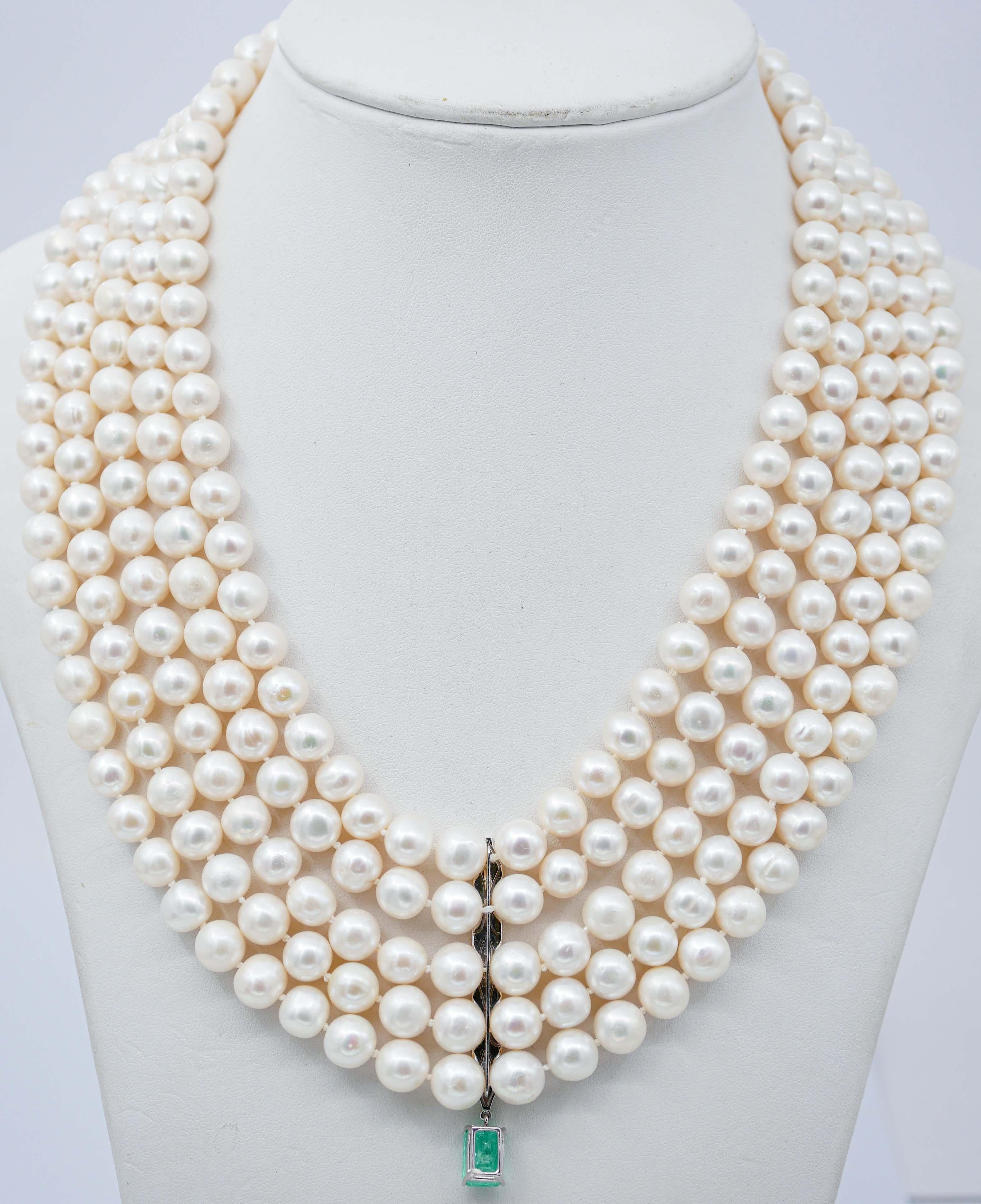 Diamonds, Emerald, Pearls, Platinum Necklace In New Condition In Marcianise, Marcianise (CE)