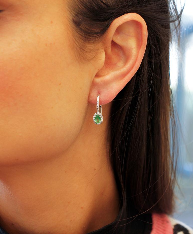 Diamonds, Emeralds, 18 Karat White Gold Modern Earrings 1