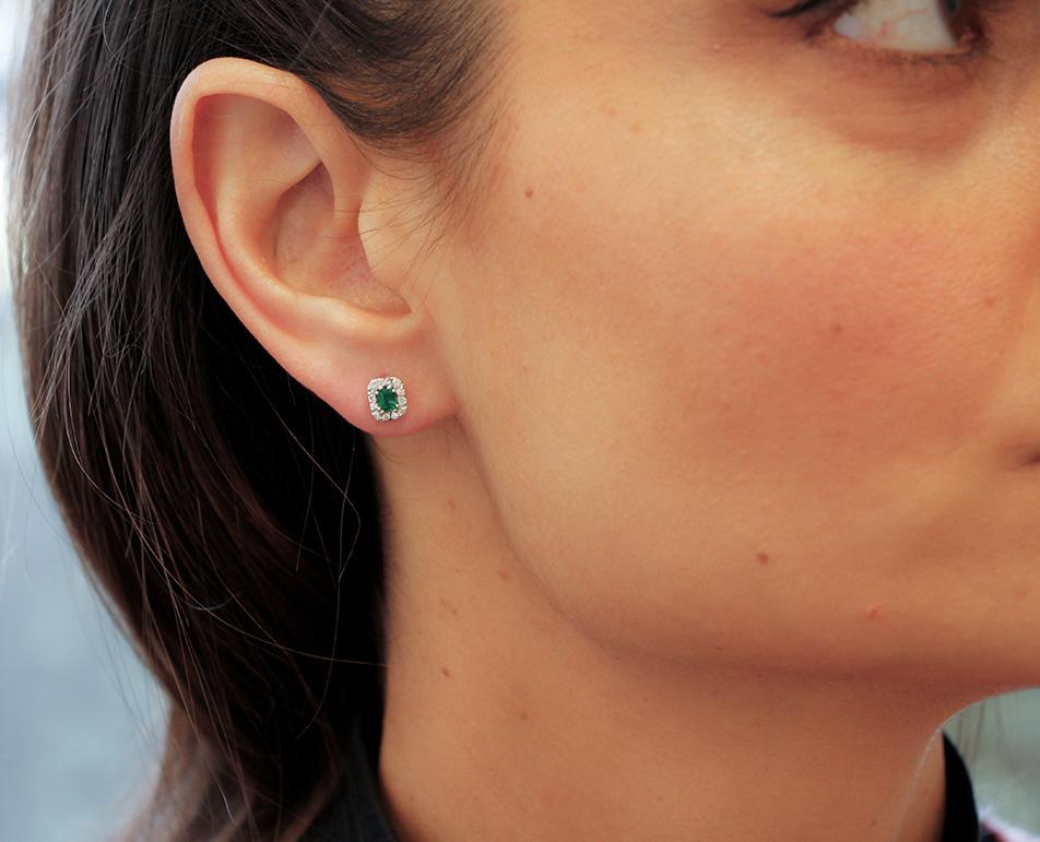 Women's Diamonds, Emeralds, 18 Karat White Gold Stud Earrings