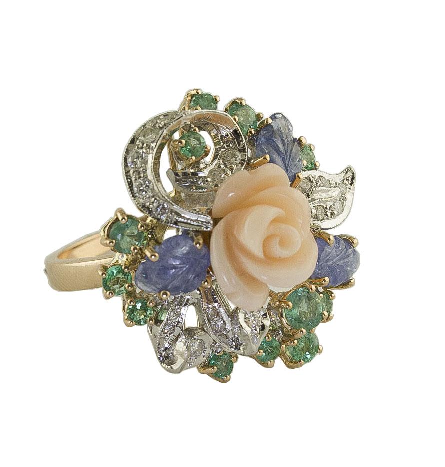 shipping policy: 
No additional costs will be added to this order.
Shipping costs will be totally covered by the seller (customs duties included). 


Beautiful and elegant ring in 14K white and rose gold mounted with light pink coral floer in the