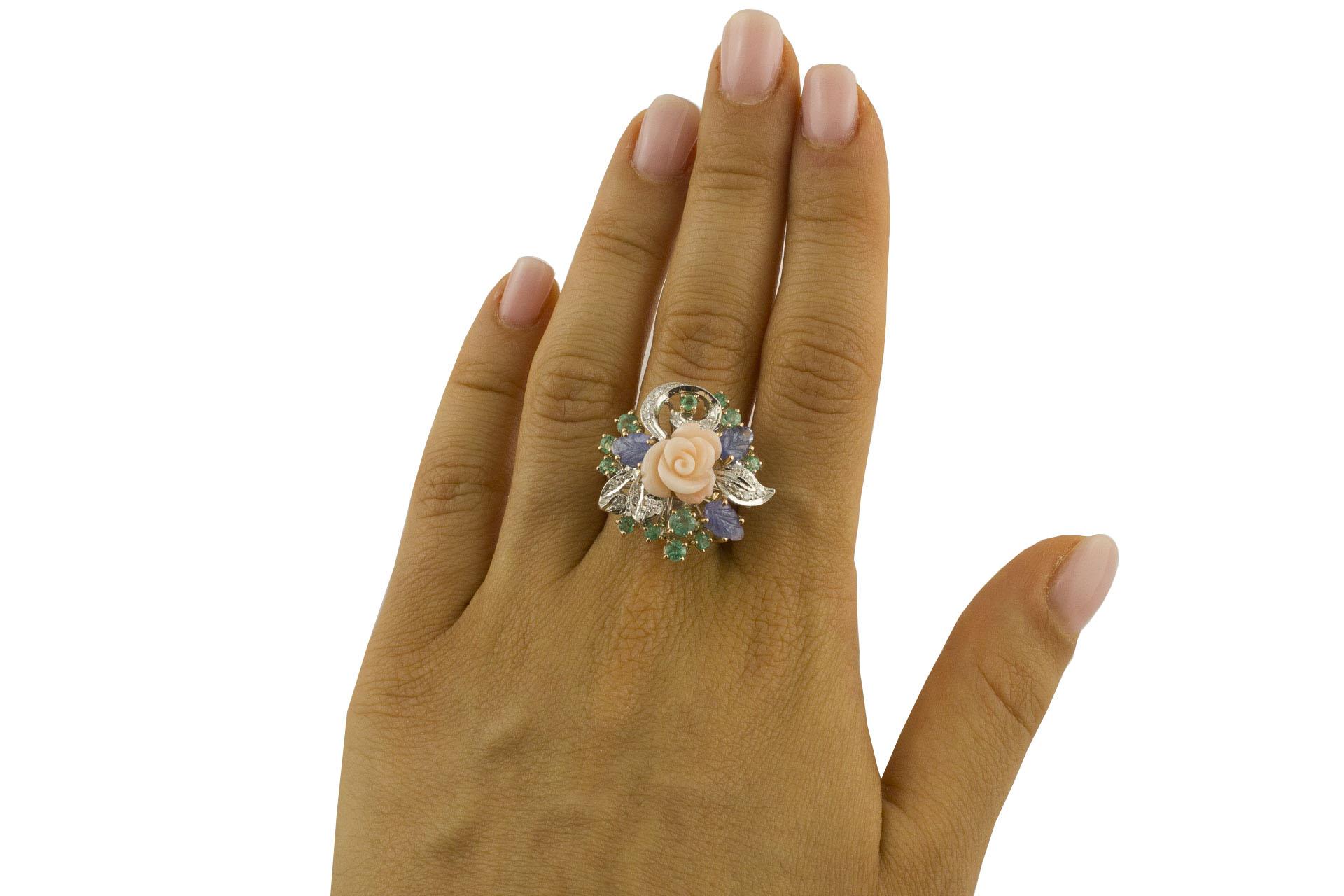 Diamonds Emeralds Blue Sapphires Coral Flower Rose and White Gold Ring In Good Condition In Marcianise, Marcianise (CE)