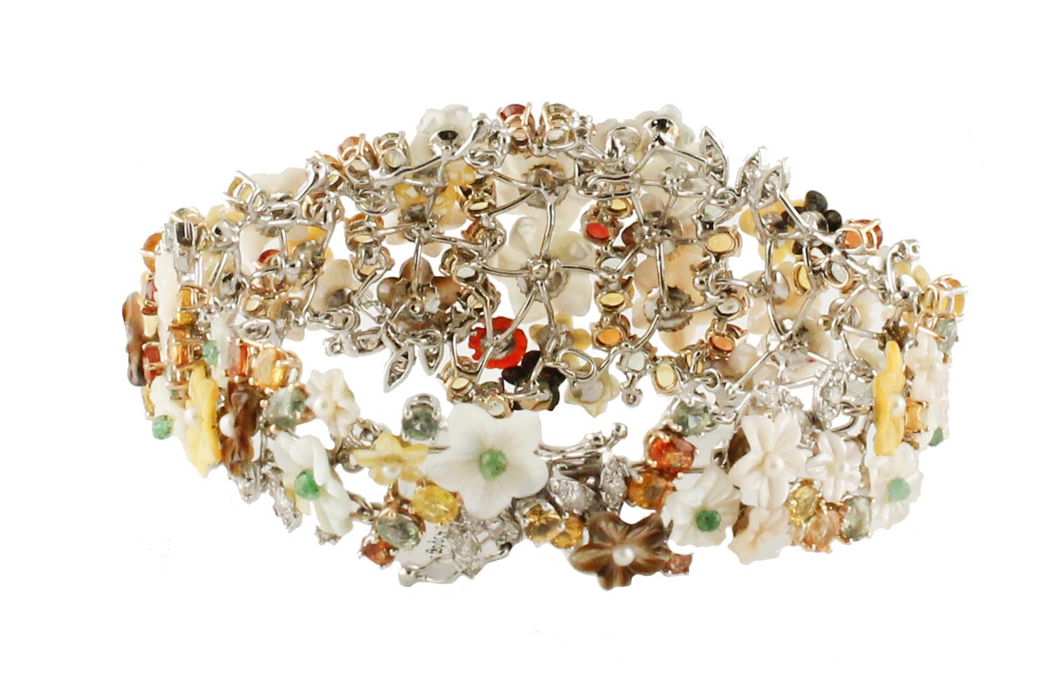 Diamonds Emeralds Sapphires  Stones Carnelian Little Pearls Bracelet Retro en venta