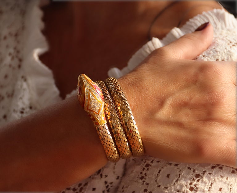 Diamonds Enamel 18 Karat Yellow Gold Snake Bangle Bracelet For Sale 2